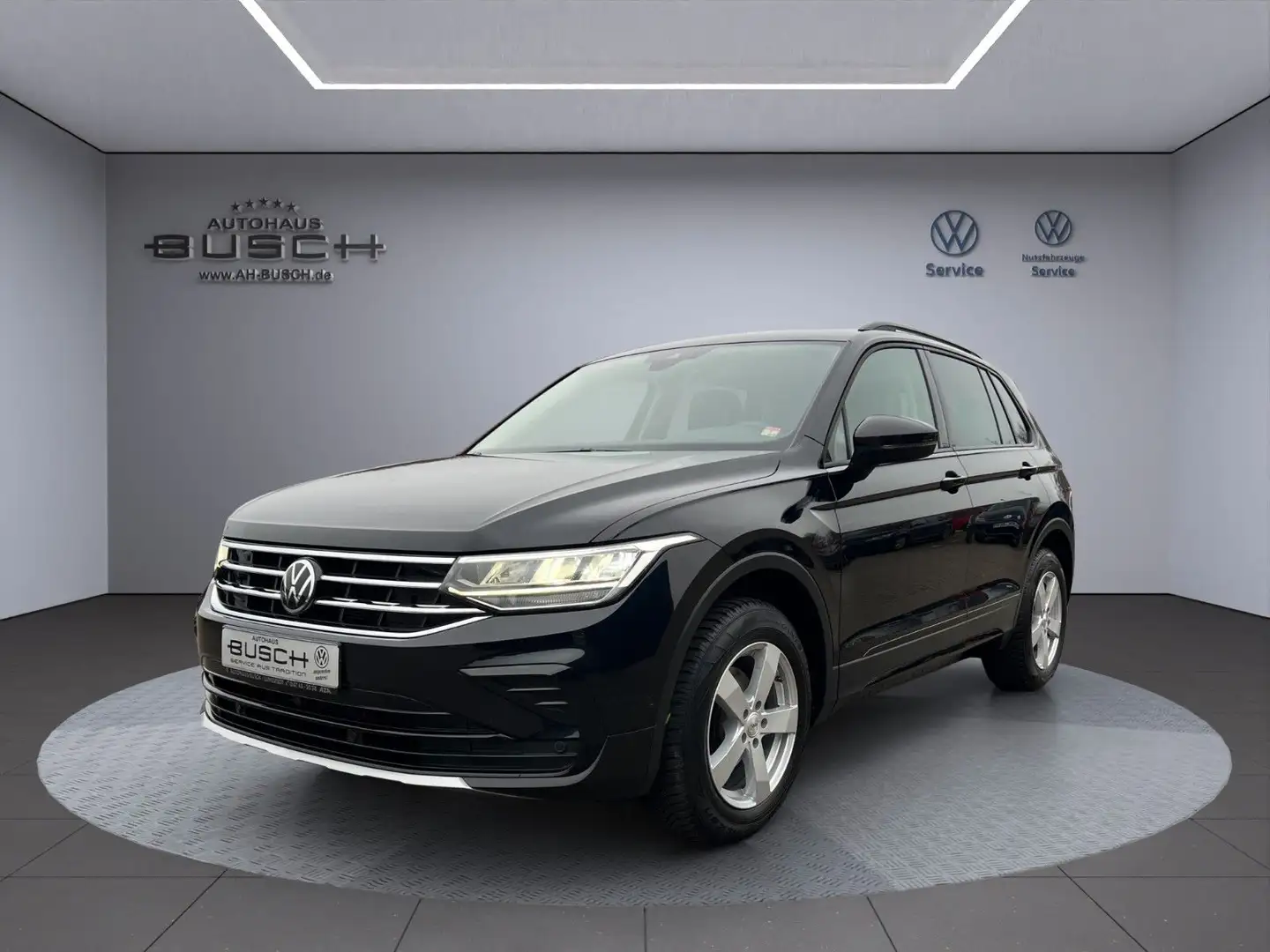 Volkswagen Tiguan 1.5 TSI 110KW UrbanSport Navi Kamera Schwarz - 2
