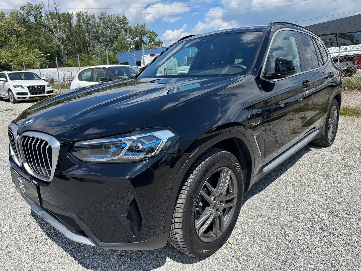 BMW X3 xDrive 30 e Schwarz - 1