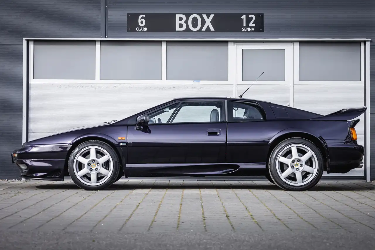 Lotus Esprit V8 *Lotus Cars Showcar*, foto 5