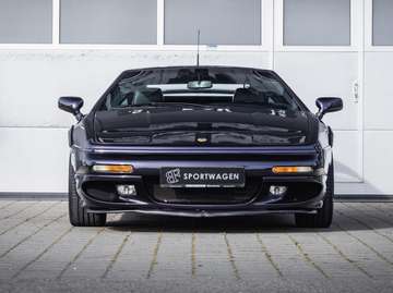 V8 *Lotus Cars Showcar*