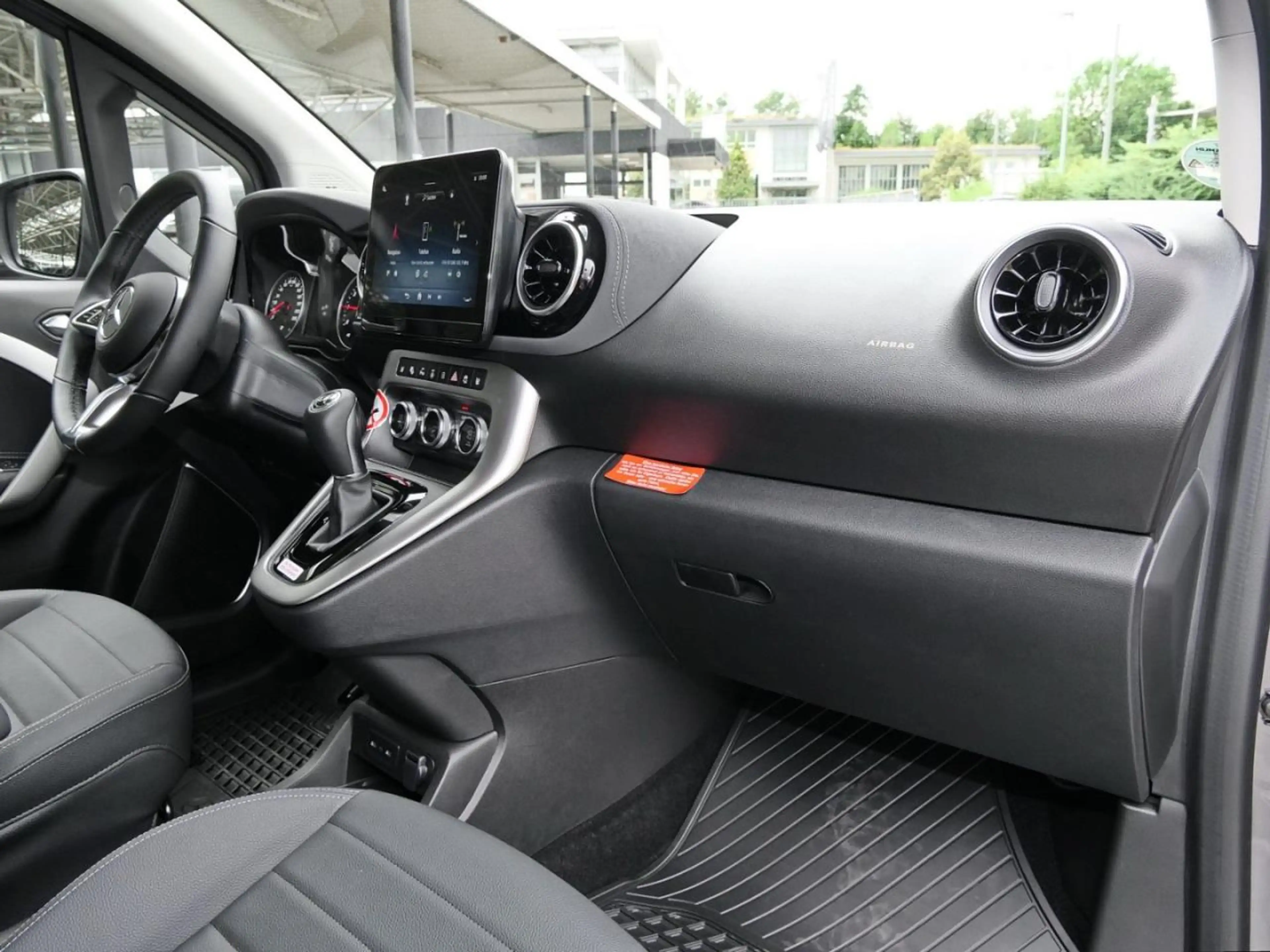 Mercedes-Benz T-Class T 180 PROGRESSIVE Lang Keyless Navi Kamera Klima — photo 8