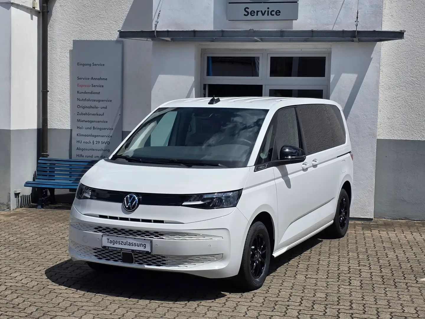 Volkswagen T7 Multivan 2.0 TDI DSG, AHK, 7-Sitzer, LED, GRA Fehér - 2