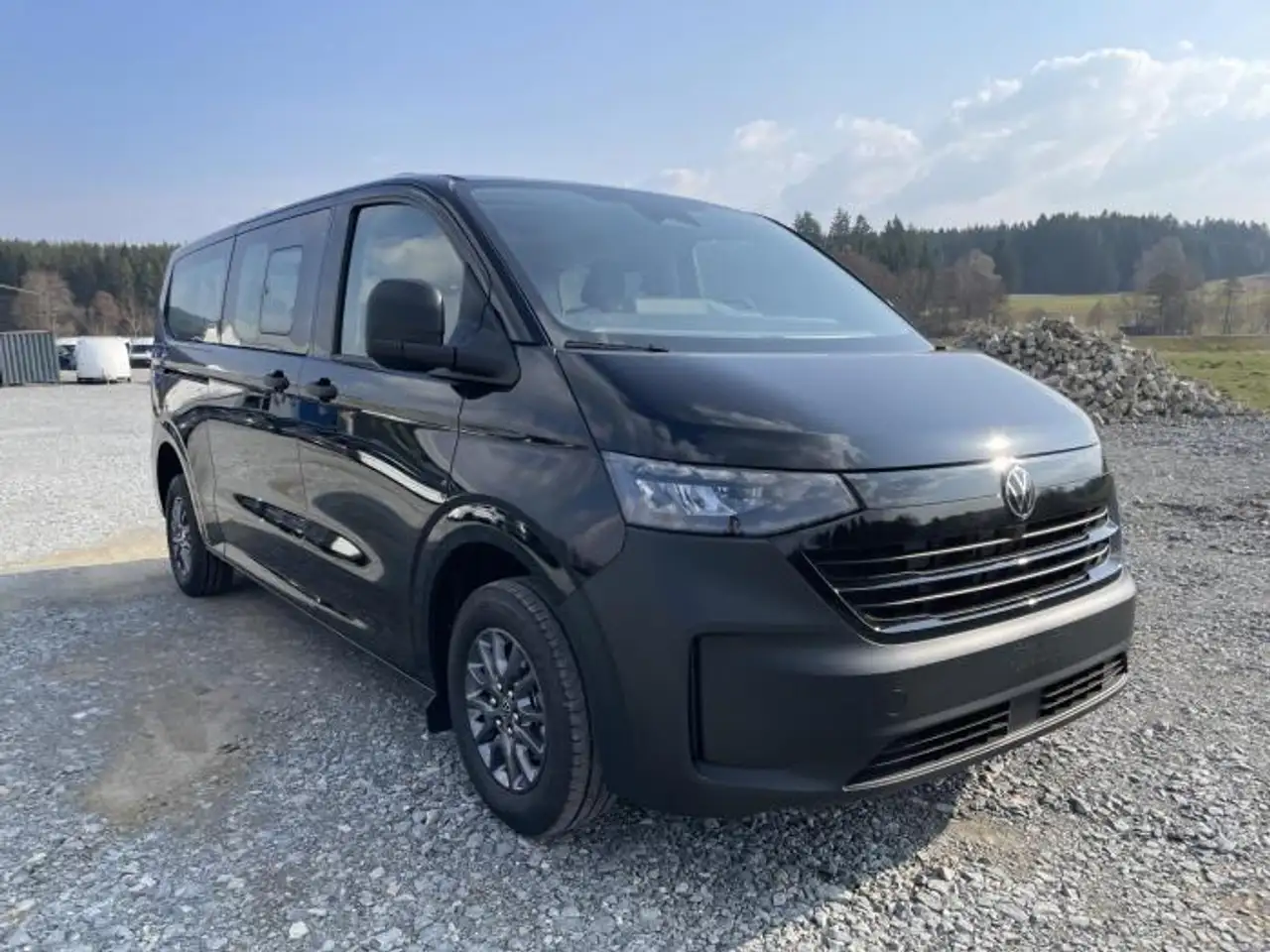 Volkswagen T7 Caravelle 2026 — фото 8