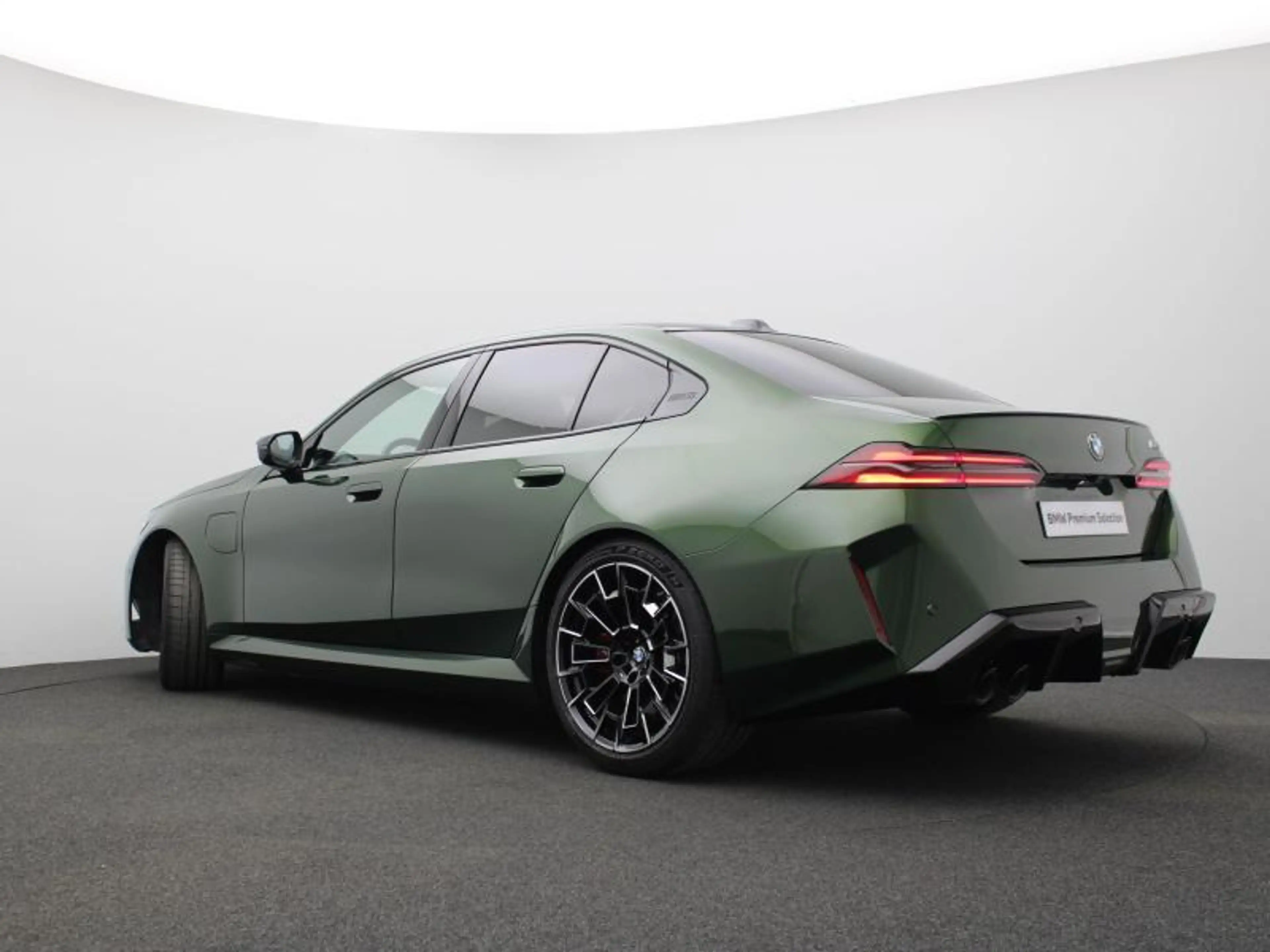 BMW M5 ANGLESEY GREEN - SPECIAL REQUEST - UNIEK — photo 5