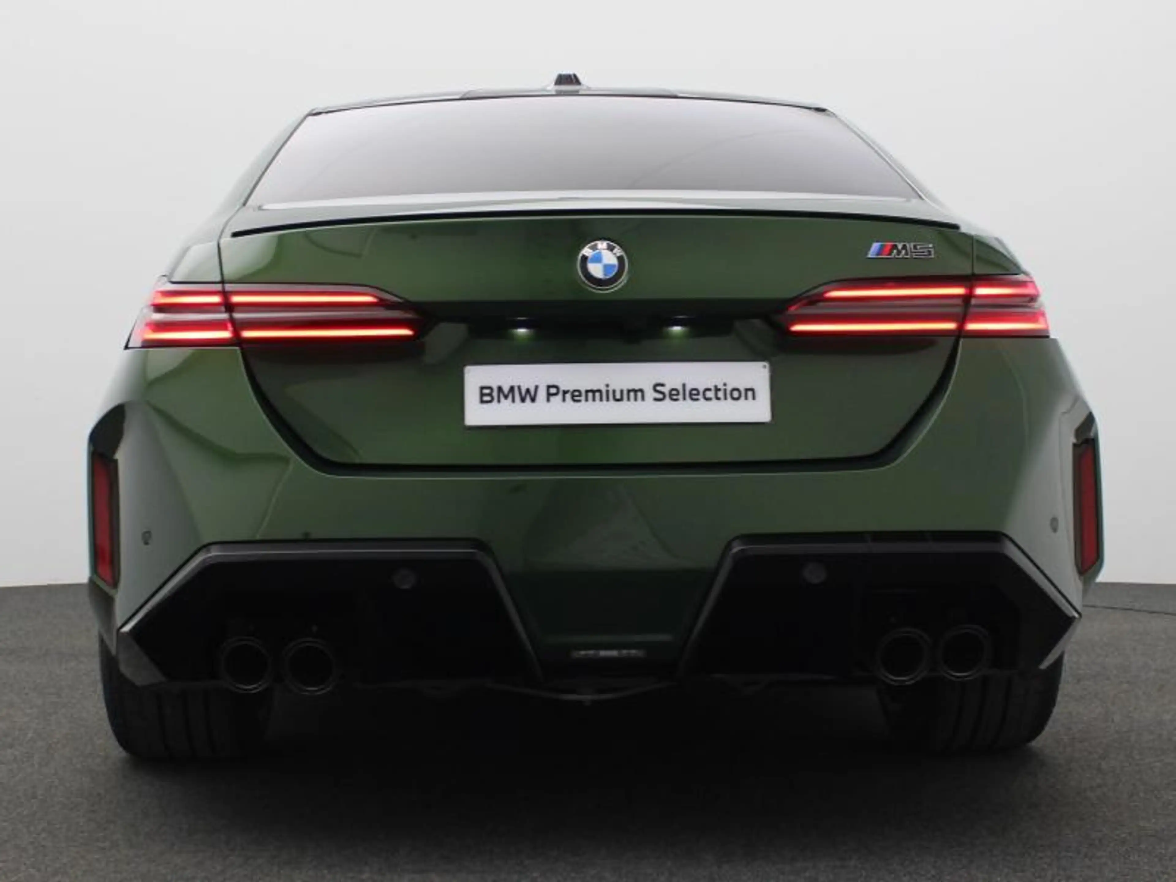 BMW M5 ANGLESEY GREEN - SPECIAL REQUEST - UNIEK — photo 4