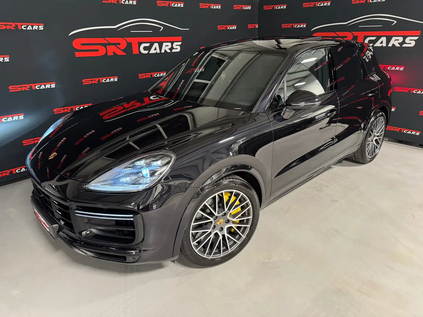 Porsche Cayenne Turbo V8*Keramik*Pano*Allradlenkung*PDCC*SoftClose Noir - 1