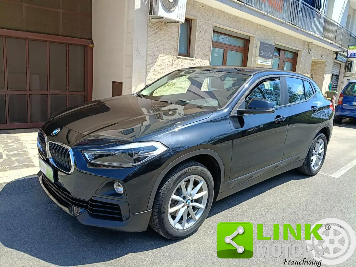 BMW X2 sDrive18d Business-X Nero - 1