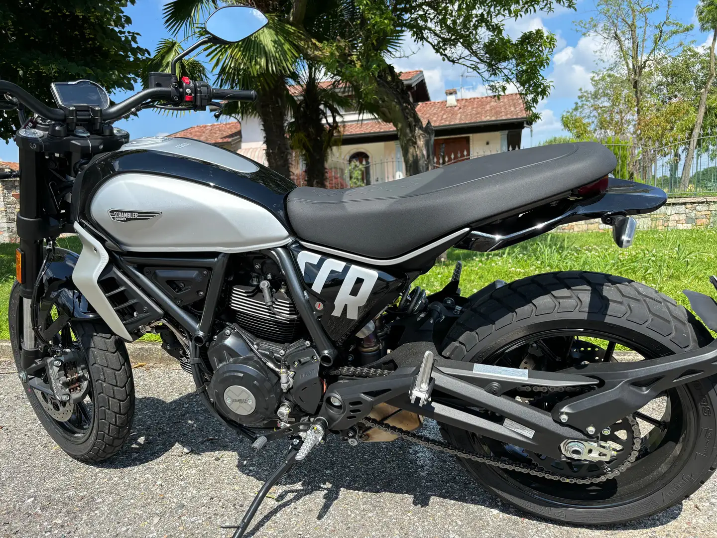 Ducati Scrambler New Icon 800 Nero - 1