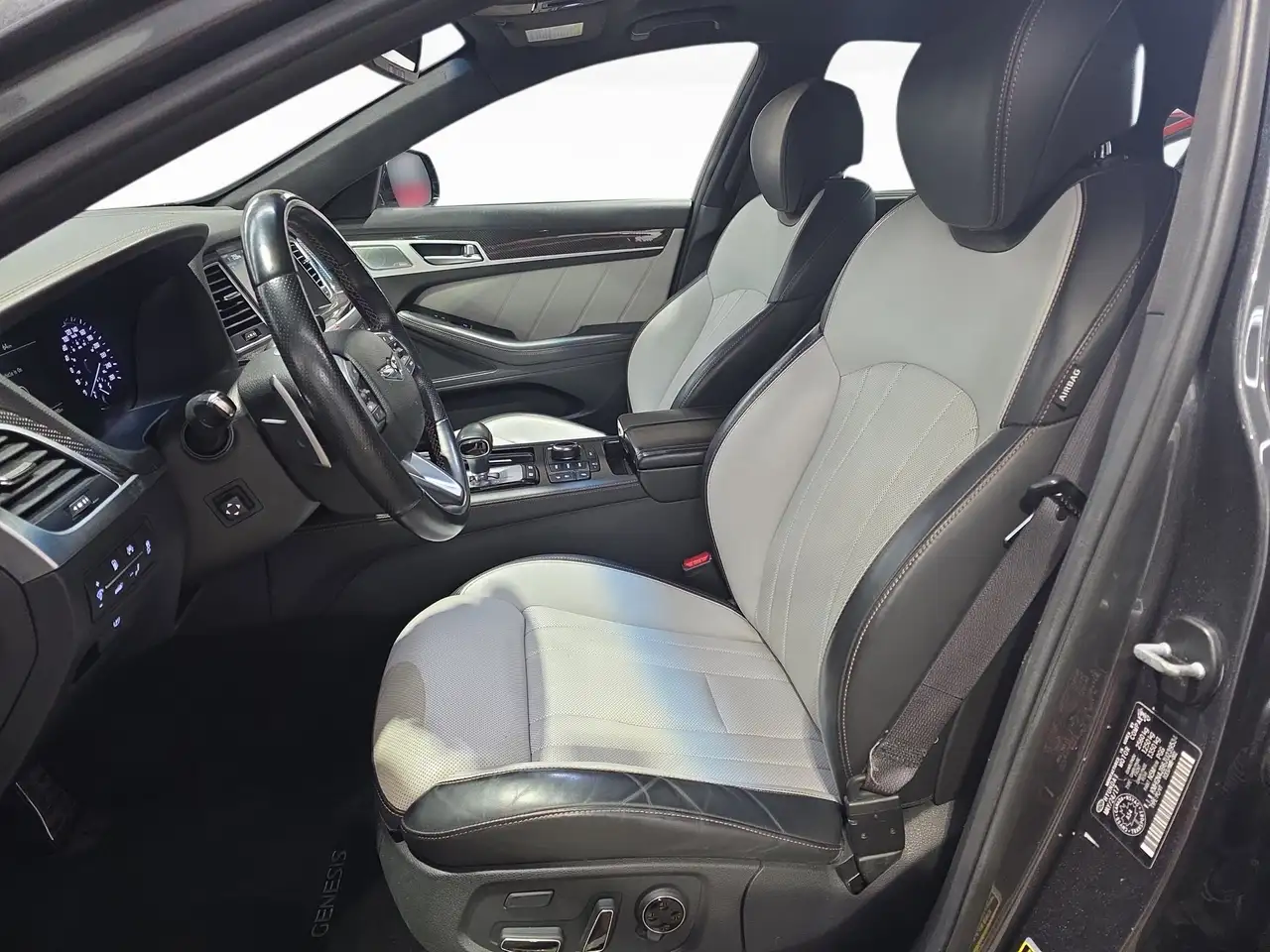 Genesis G80 снимка Genesis G80
