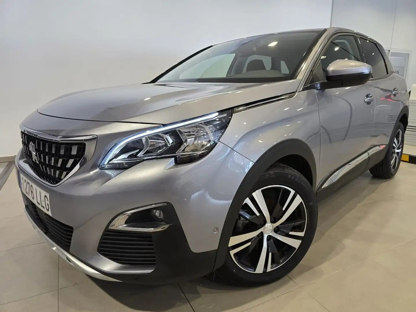 Peugeot 3008 Allure BlueHDi 130 S&S 6vel MAN Gris - 2