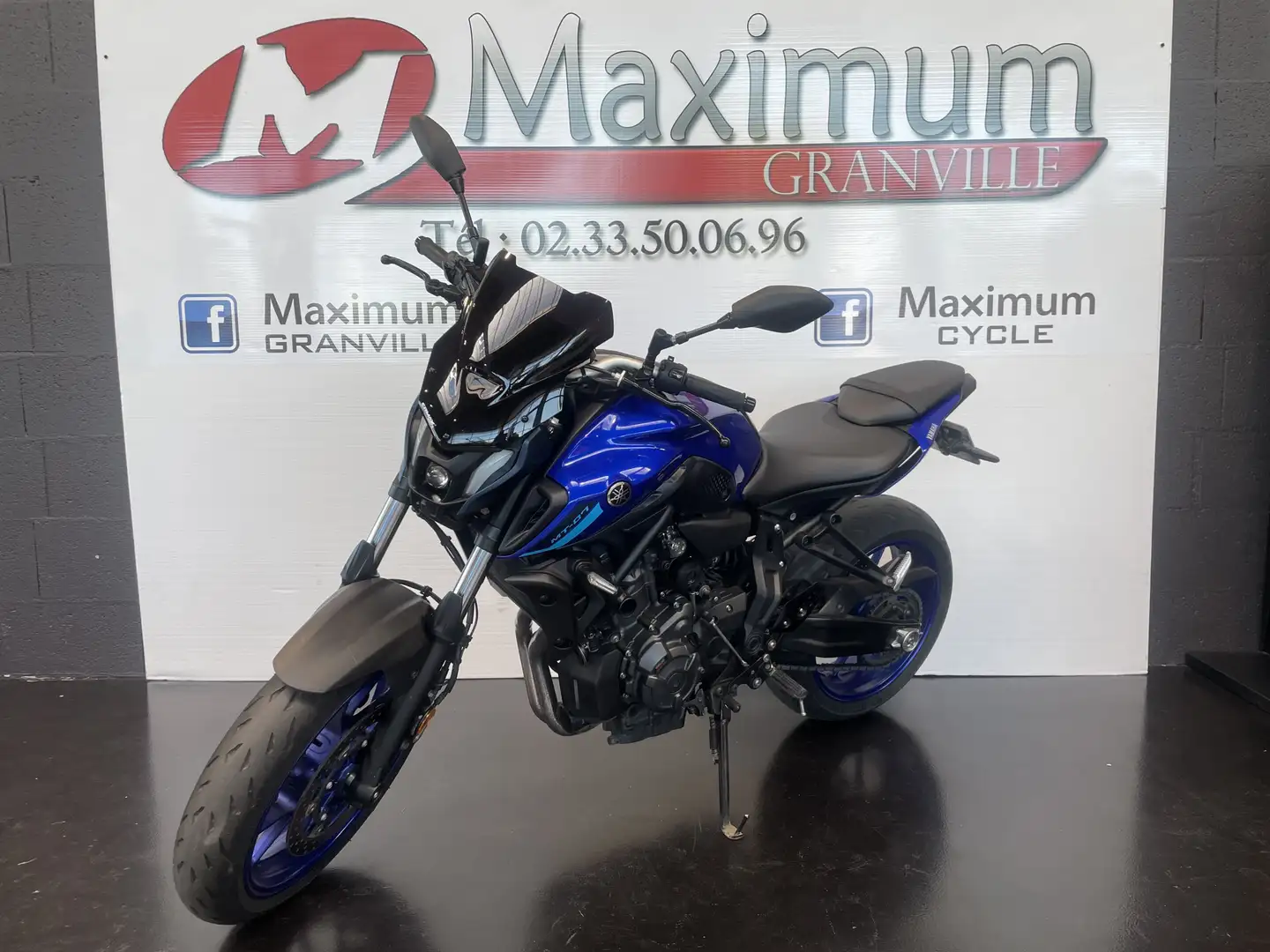 Yamaha MT-07 Bleu - 2