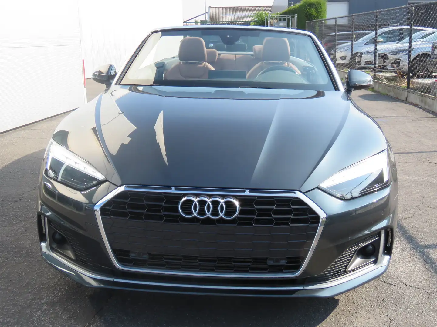 Audi A5 A5 Cabrio 40 TFSI S tronic Leder Navi Camera PDC Grijs - 2