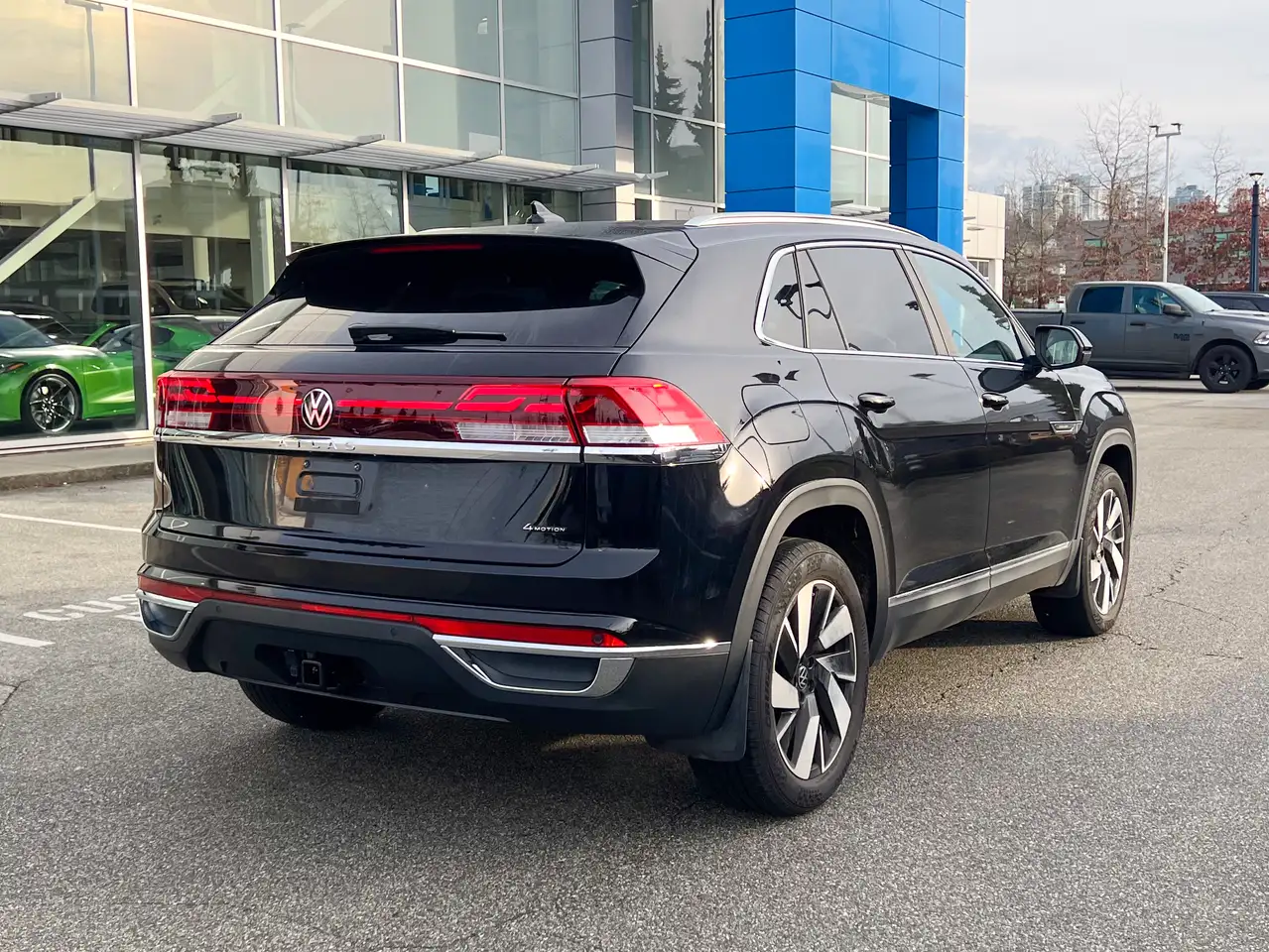 Volkswagen Atlas снимка Volkswagen Atlas