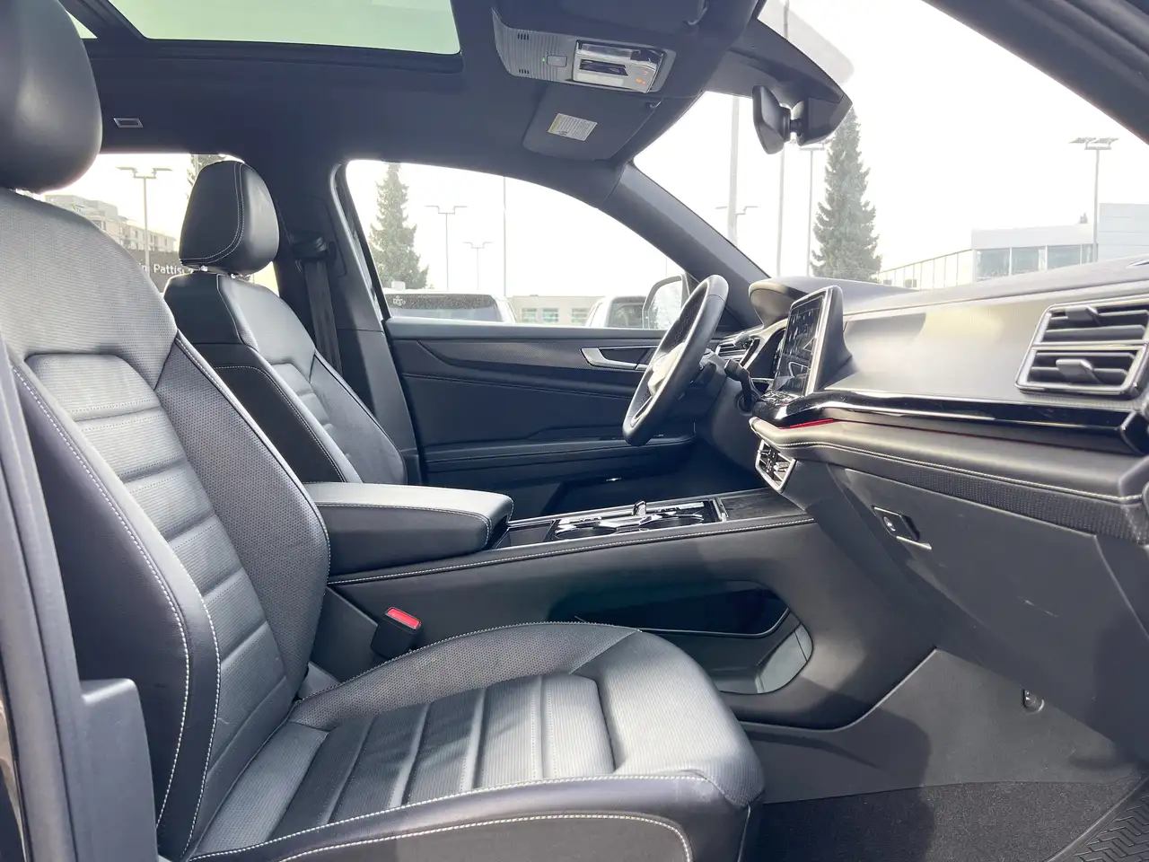 Volkswagen Atlas снимка Volkswagen Atlas