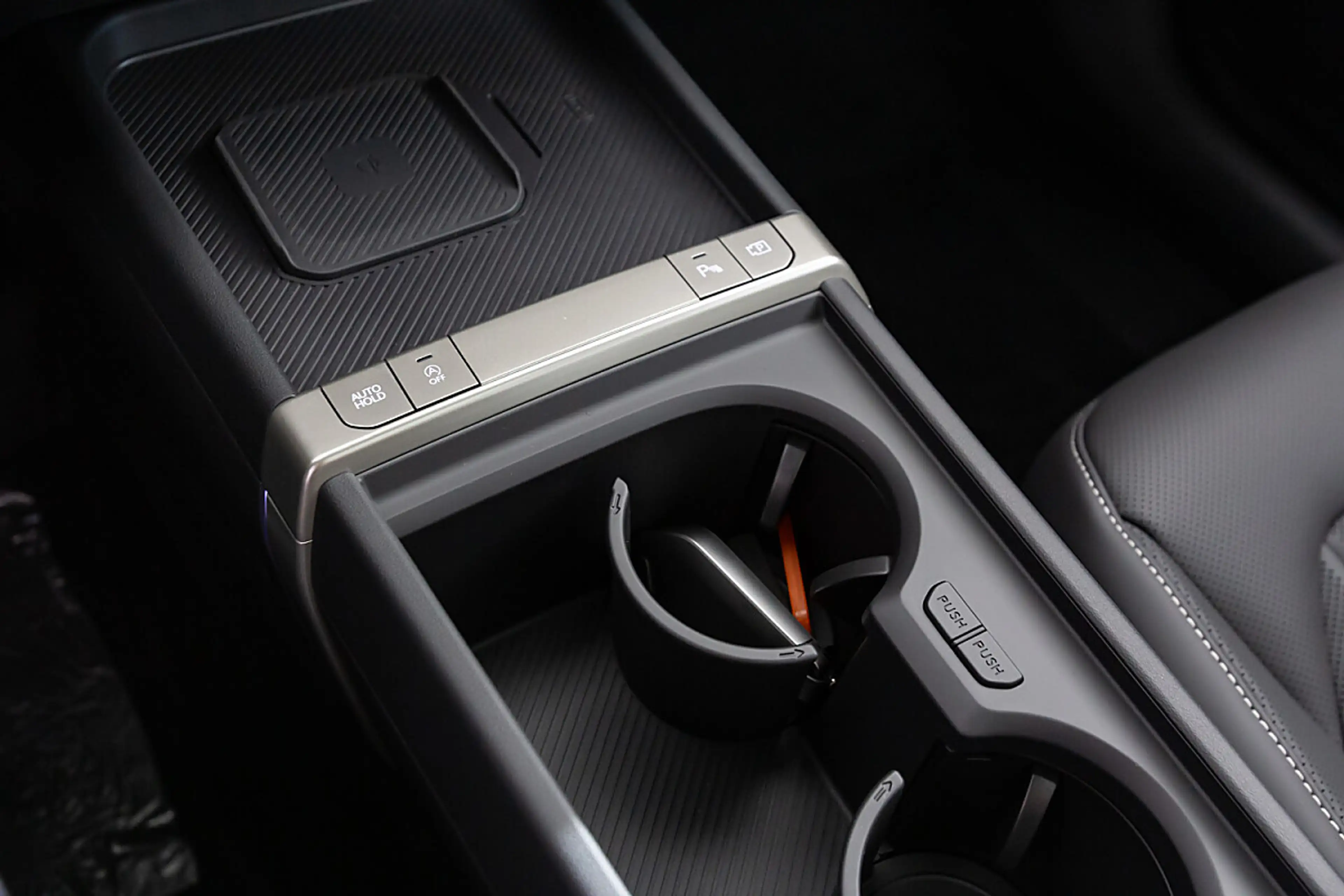 Kia Seltos 1,6 TGDI 180 4WD GT-Line Aut. — photo 10