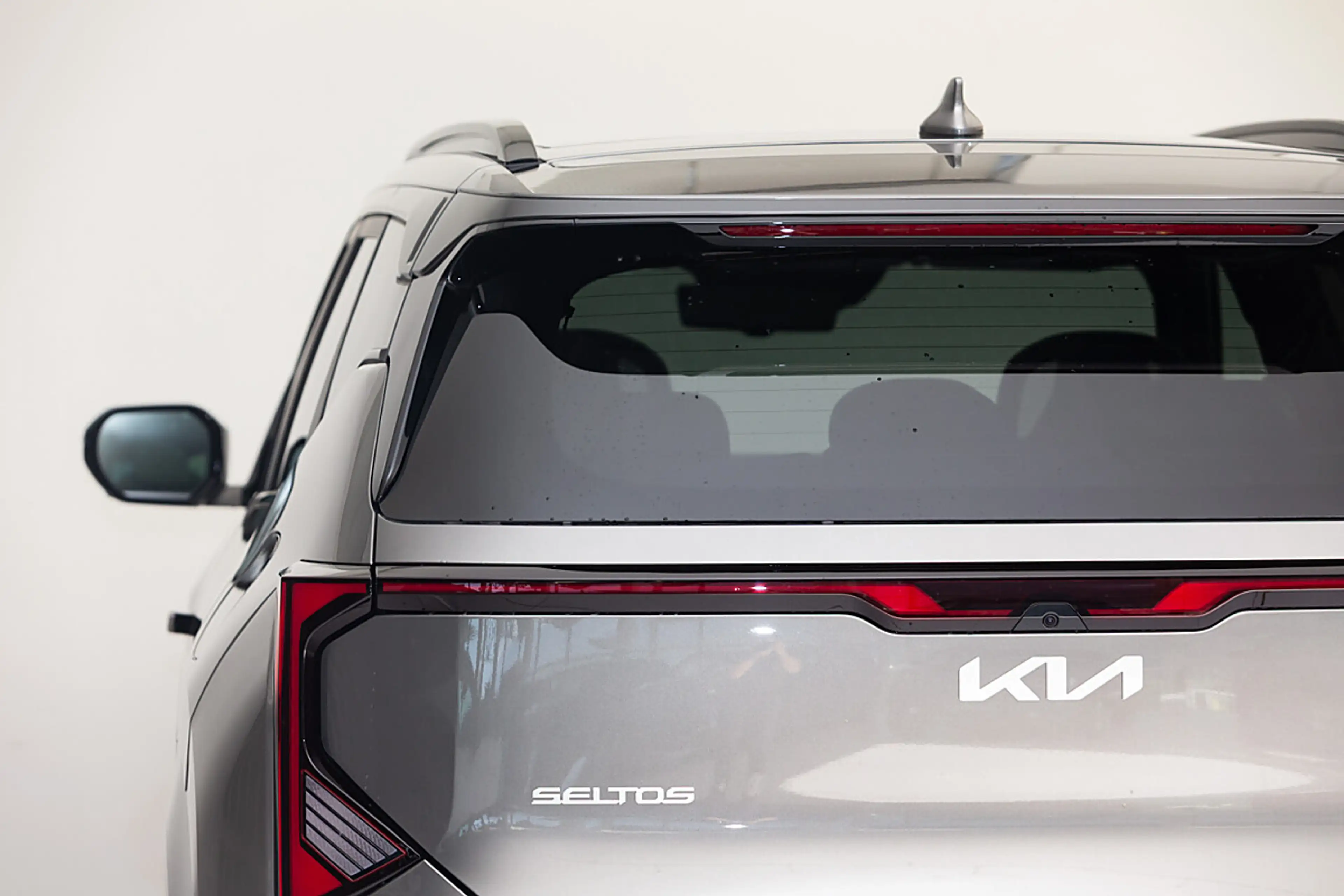 Kia Seltos 1,6 TGDI 180 4WD GT-Line Aut. — photo 3