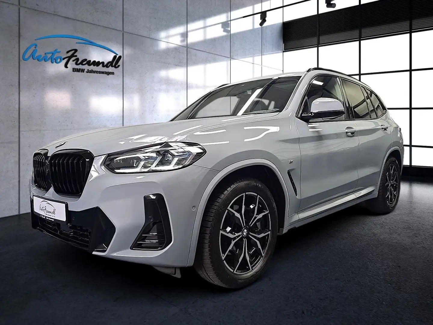 BMW X3 2.0i xDrive M Sport *Pano*AHK*ACC*HuD* Grijs - 1