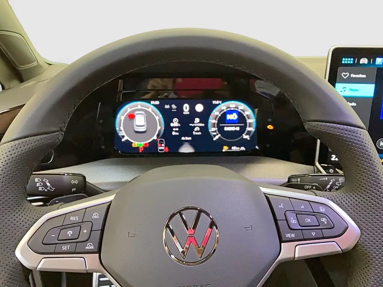 Volkswagen Golf Sport mHEV TSI DSG 7