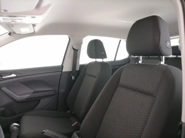Volkswagen T-Cross view 12