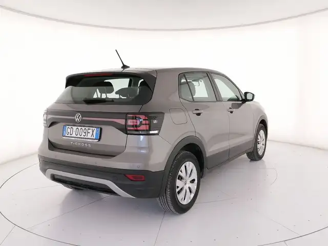 Volkswagen T-Cross view 2