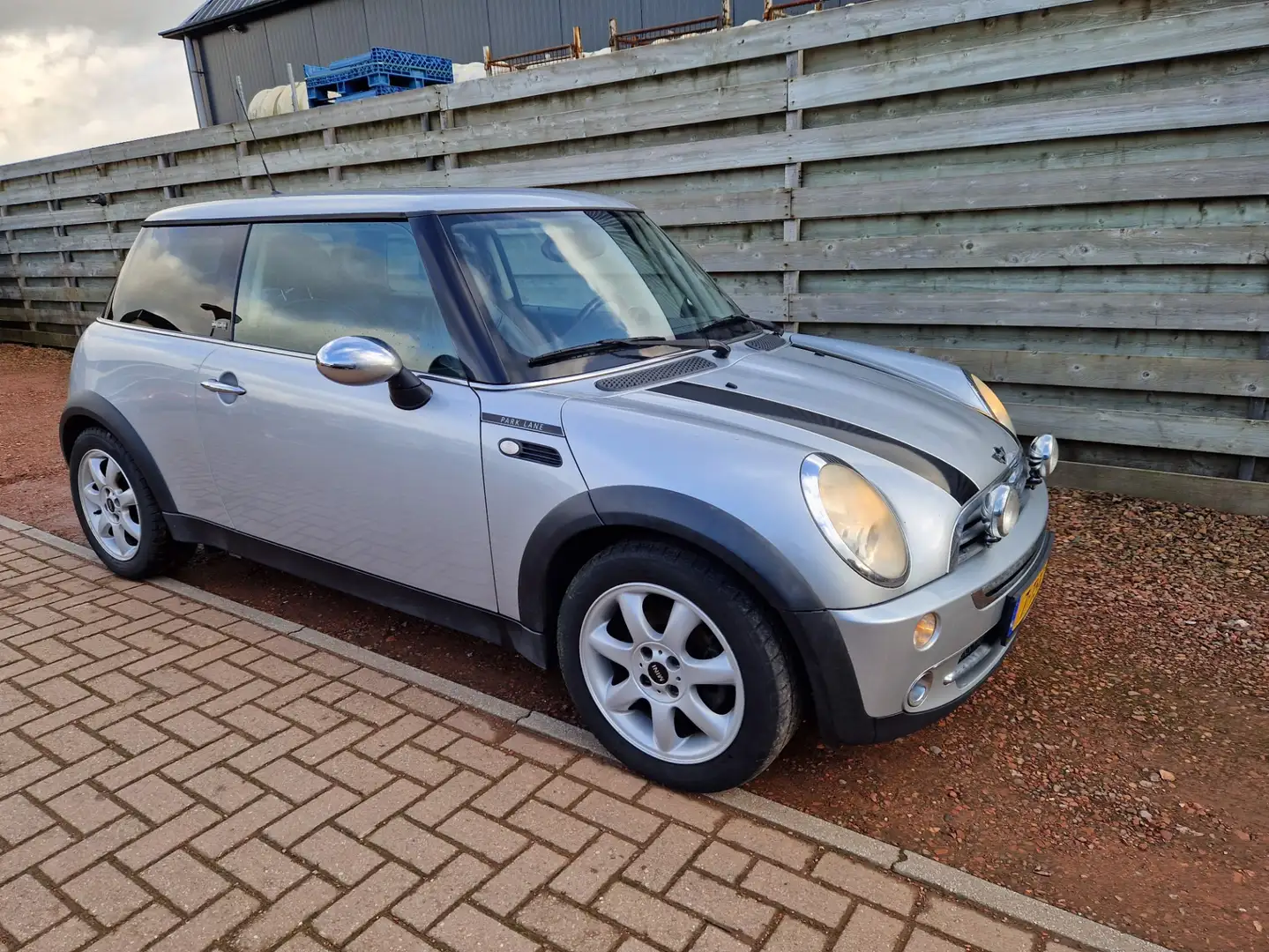 MINI One Mini 1.6 Park Lane Grau - 1
