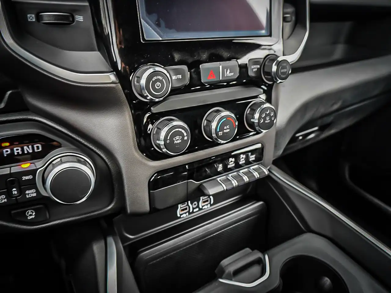 RAM 1500 fotografie RAM 1500