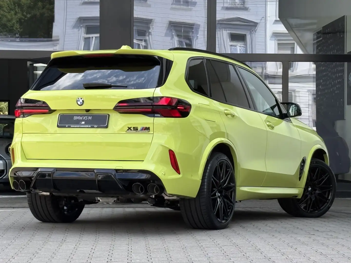 BMW X5 M Competition  SKY AHK DA PROF. PA PROF. B&W Jaune - 2