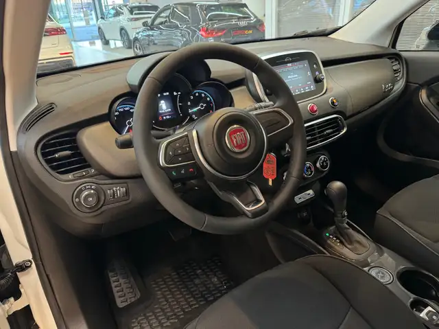Fiat 500x view 9
