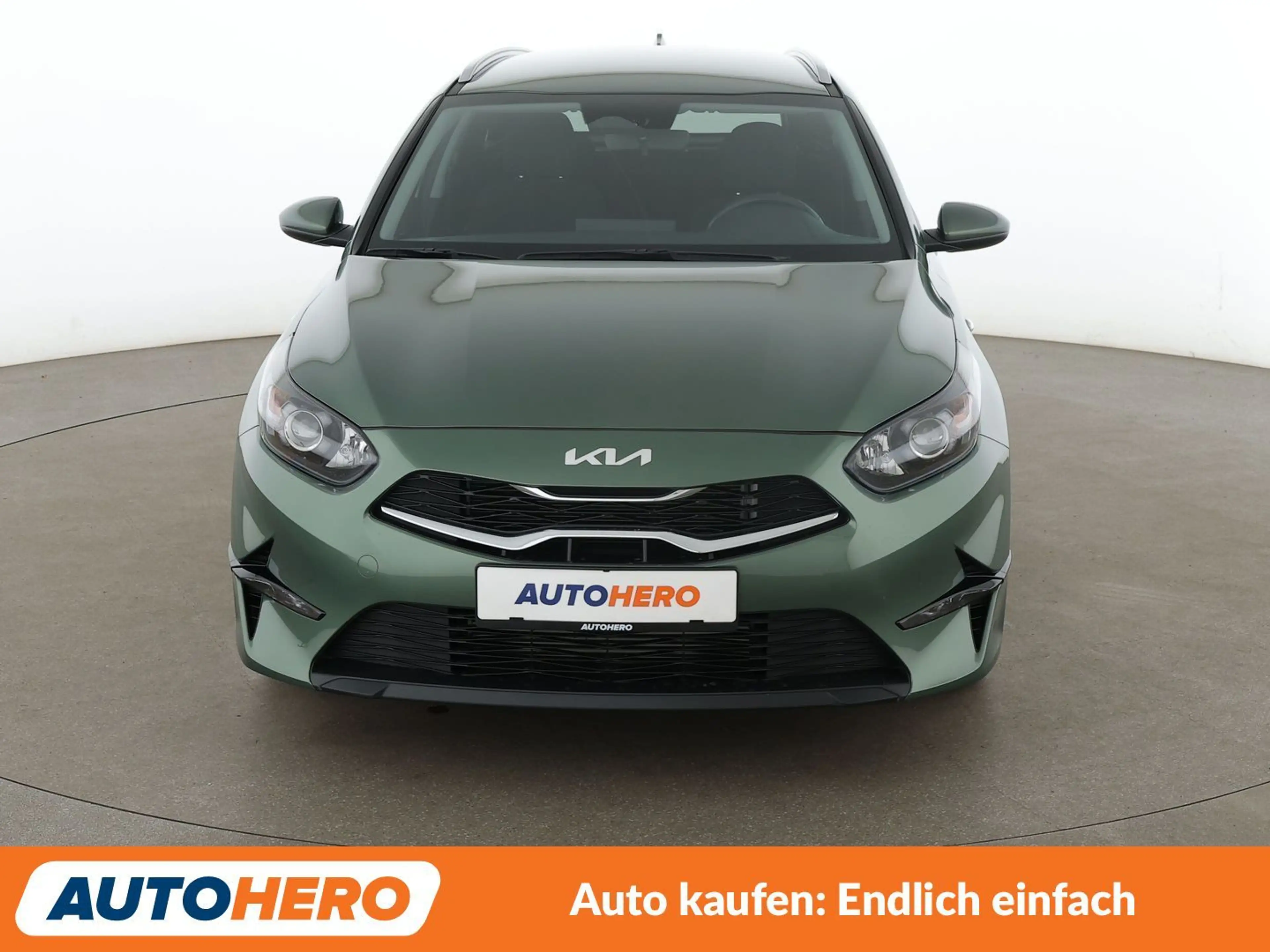 Kia Ceed / cee'd 1.5 TGDI Aut*NAVI*TEMPO*CAM*PDC*SHZ* — photo 9