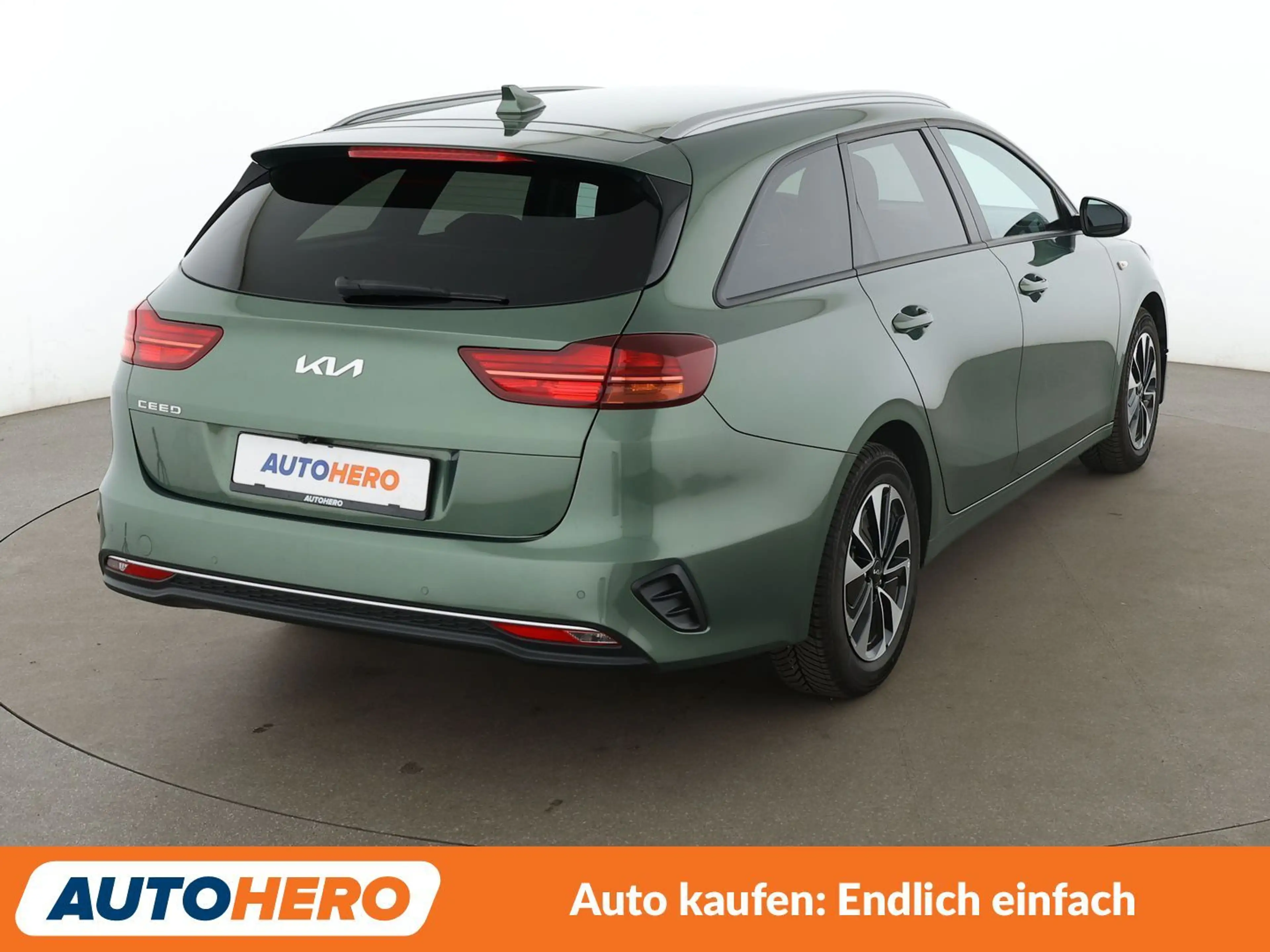 Kia Ceed / cee'd 1.5 TGDI Aut*NAVI*TEMPO*CAM*PDC*SHZ* — photo 6