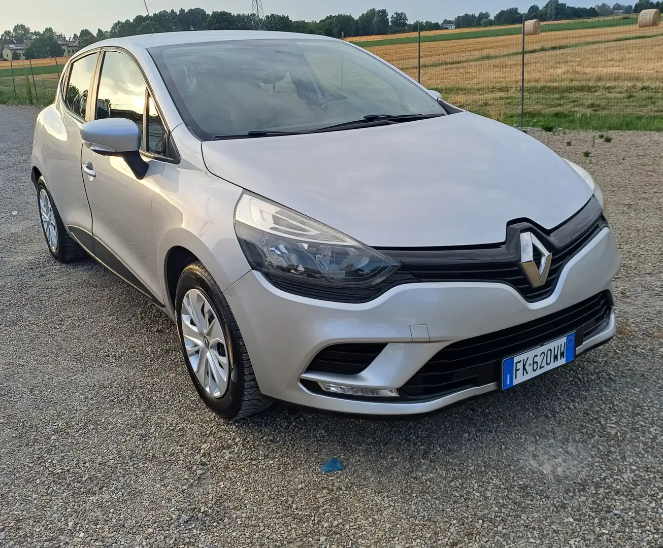 Renault Clio Clio IV 2017 0.9 tce energy Zen Gpl 90cv Grigio - 1