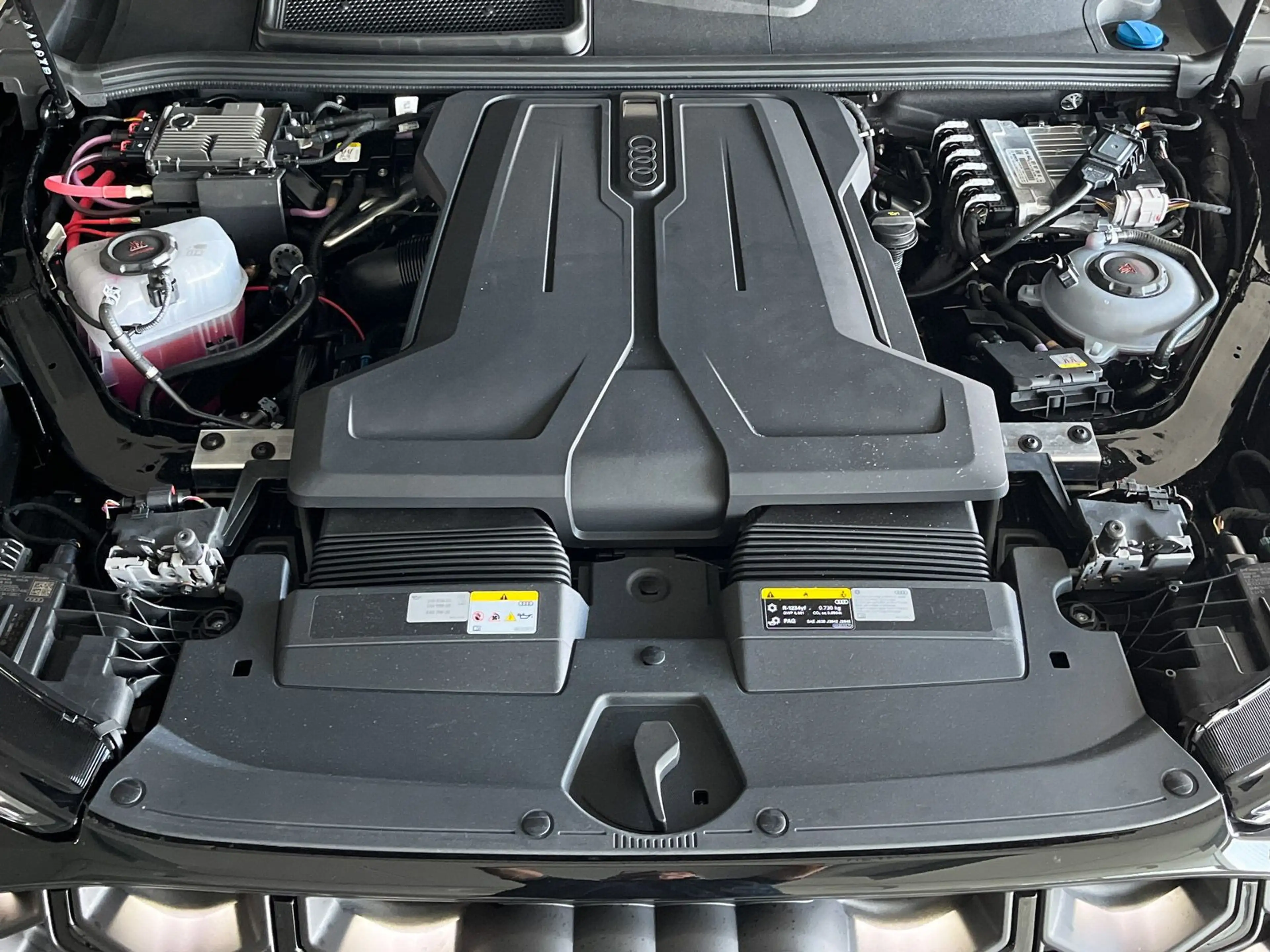 Audi Q7 3.0 TDI quattro tiptronic 7Sitz AHK Navi — photo 15
