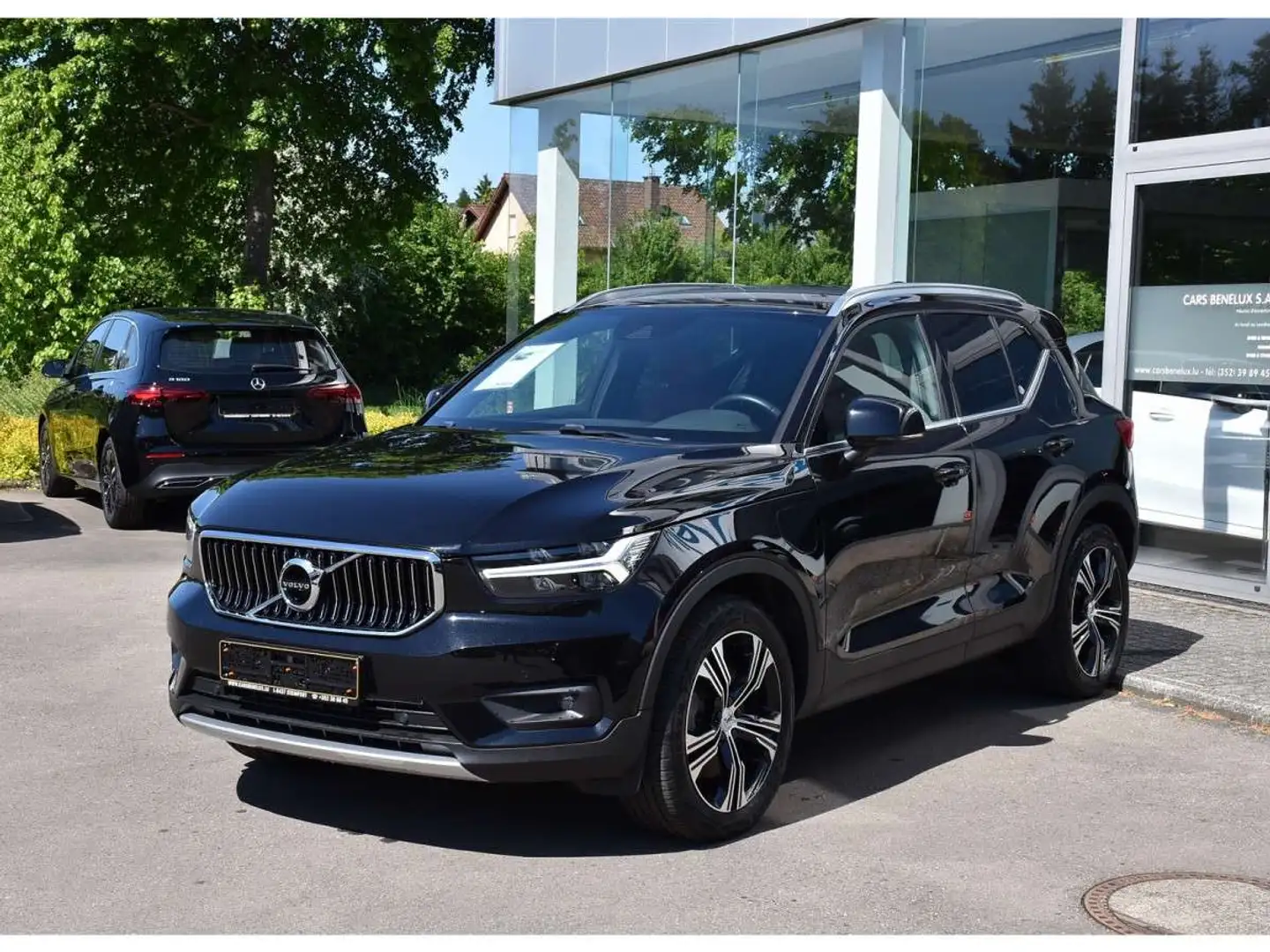 Volvo XC40 1.5 T4 Recharge Inscription CUIR GPS LANE KEYLESS Noir - 2