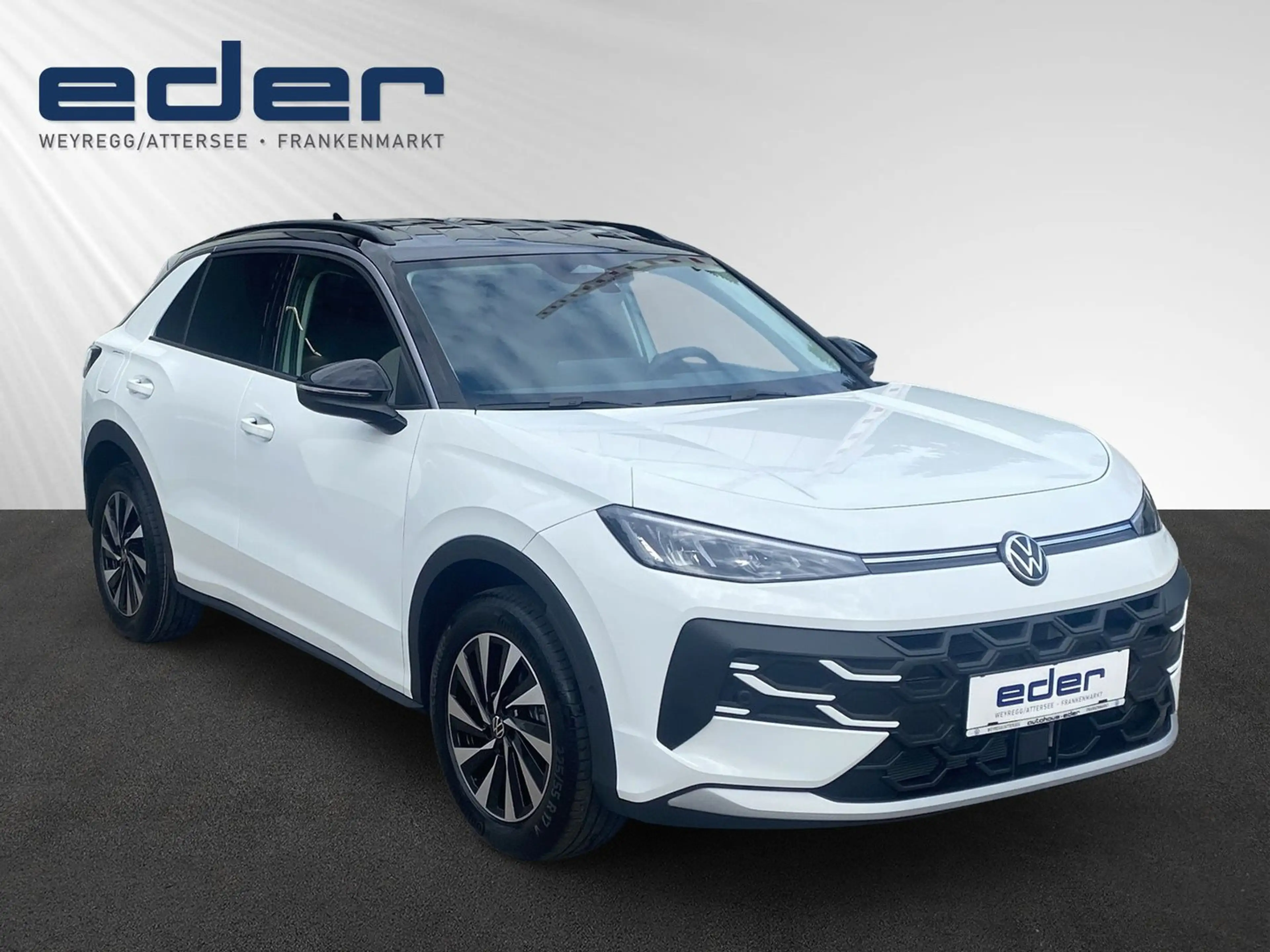 Volkswagen T-Roc Life eTSI DSG — photo 3