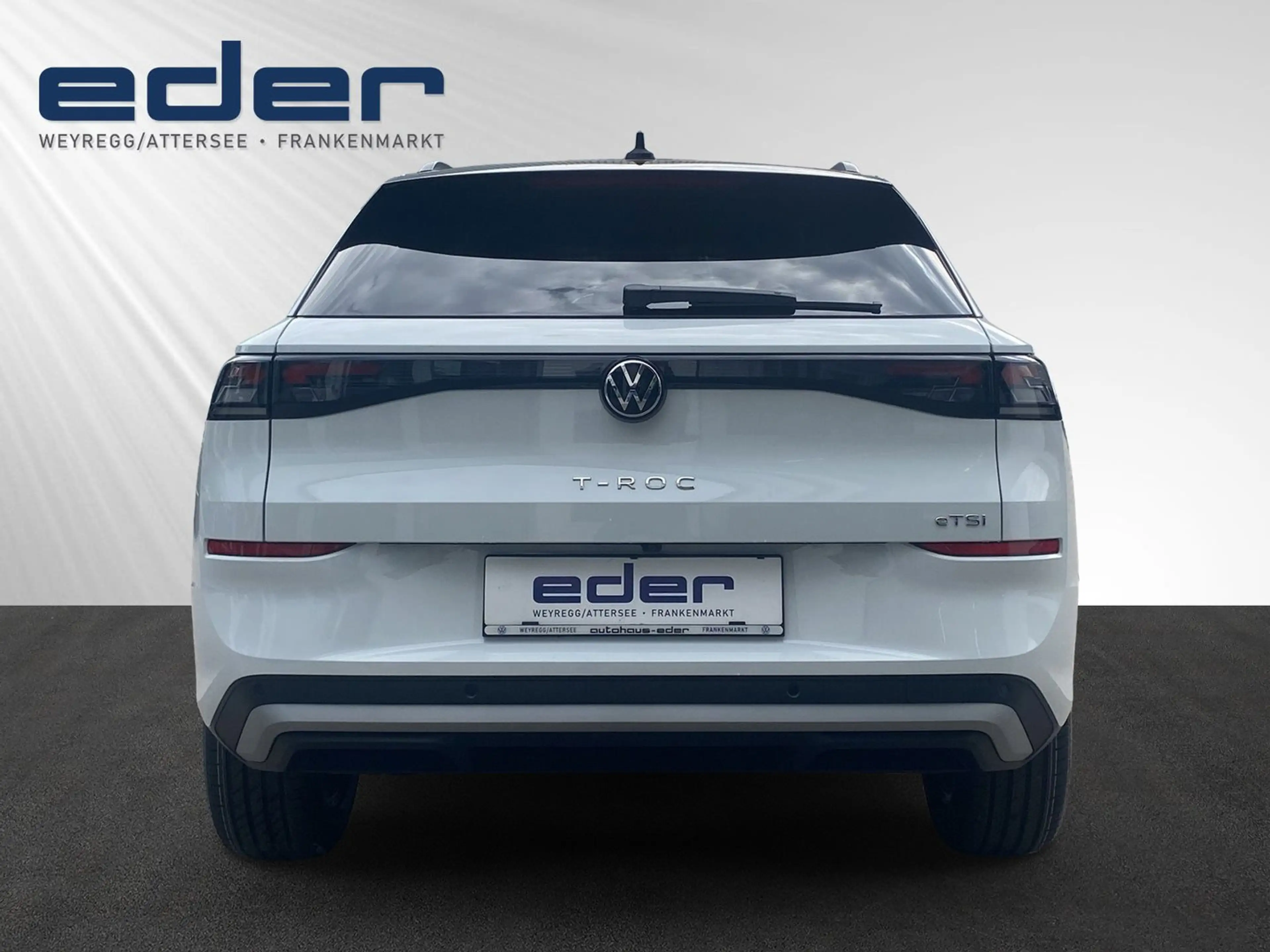 Volkswagen T-Roc Life eTSI DSG — photo 5
