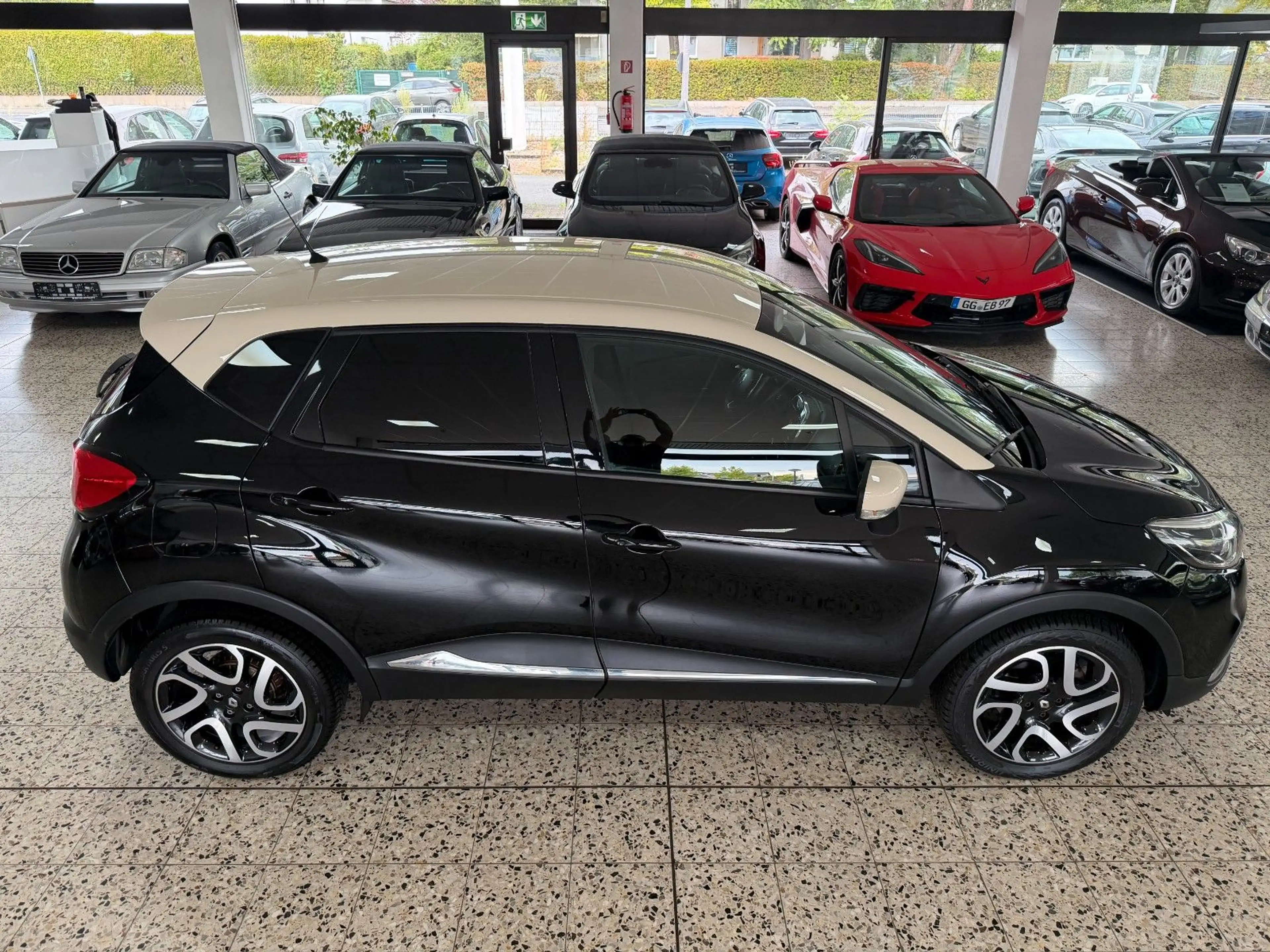 Renault Captur 1.2 TCe 120 Energy/Automatik/Navi/Kamera — photo 9
