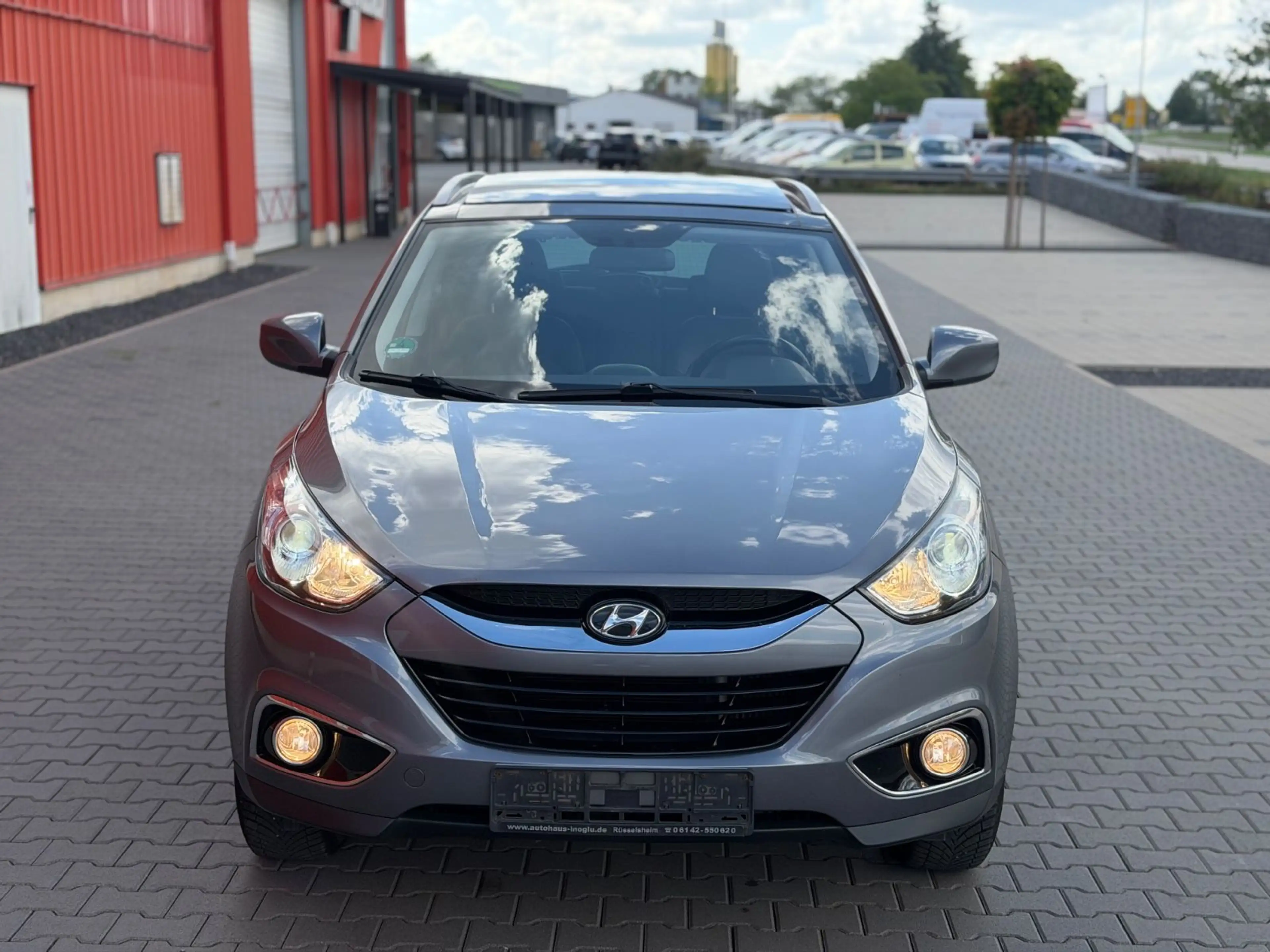 Hyundai iX35 4x4 Automatik Xenon Navi Leder Pano AHK PDC — photo 10
