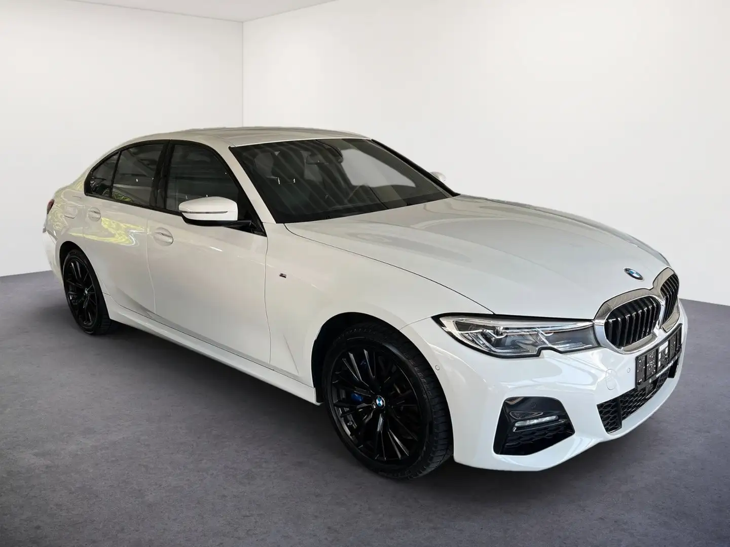 BMW 330 e Lim. xDrive M Sport/LASER/HUD/PARK-PA/ White - 2