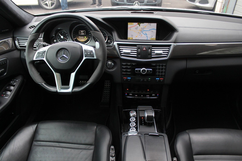 Mercedes-Benz E 63 AMG T Exklusiv Nachtsicht*Panorama*Distroni — photo 15
