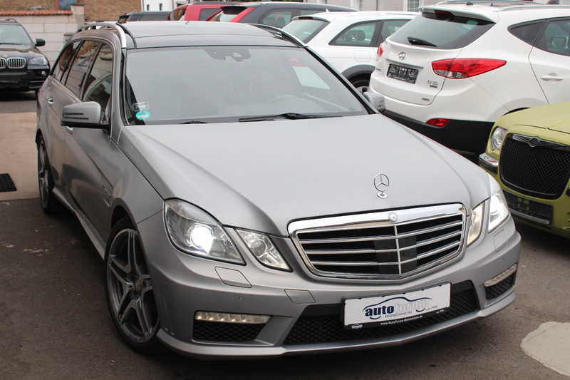 Mercedes-Benz E 63 AMG T Exklusiv Nachtsicht*Panorama*Distroni — photo 4