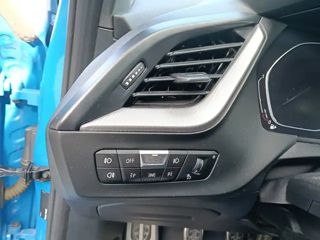 BMW 1 Series view 15