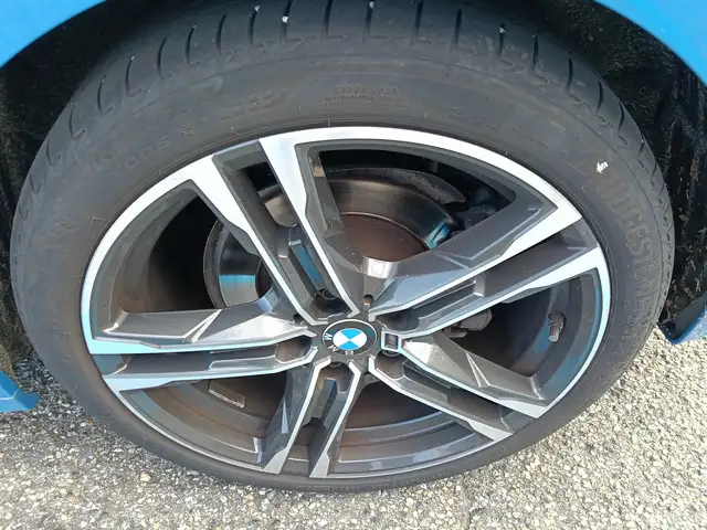 BMW 1 Series view 9