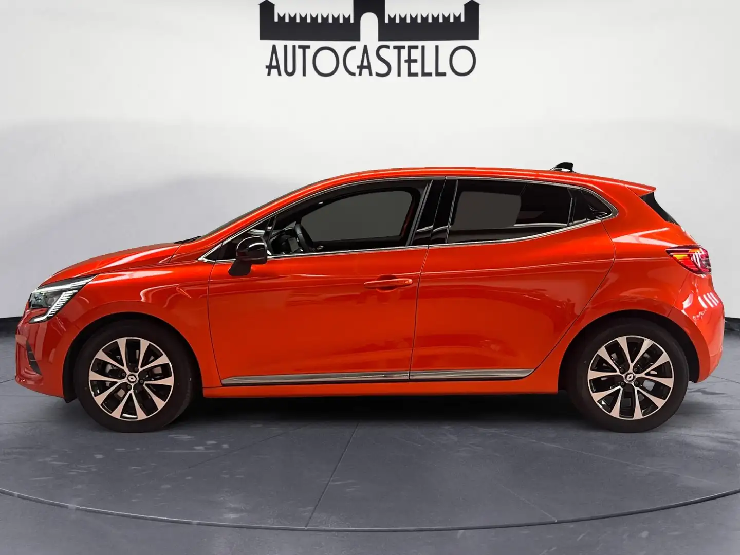 Renault Clio Clio V E-Tech full hybrid Techno 145cv auto Orange - 2