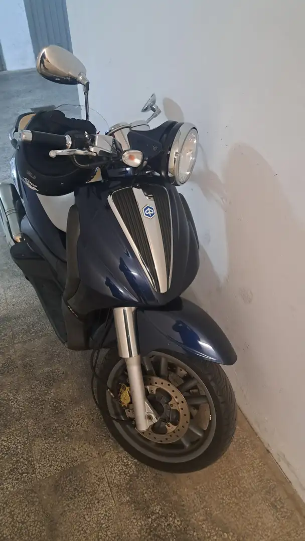 Piaggio Beverly 500 Niebieski - 1