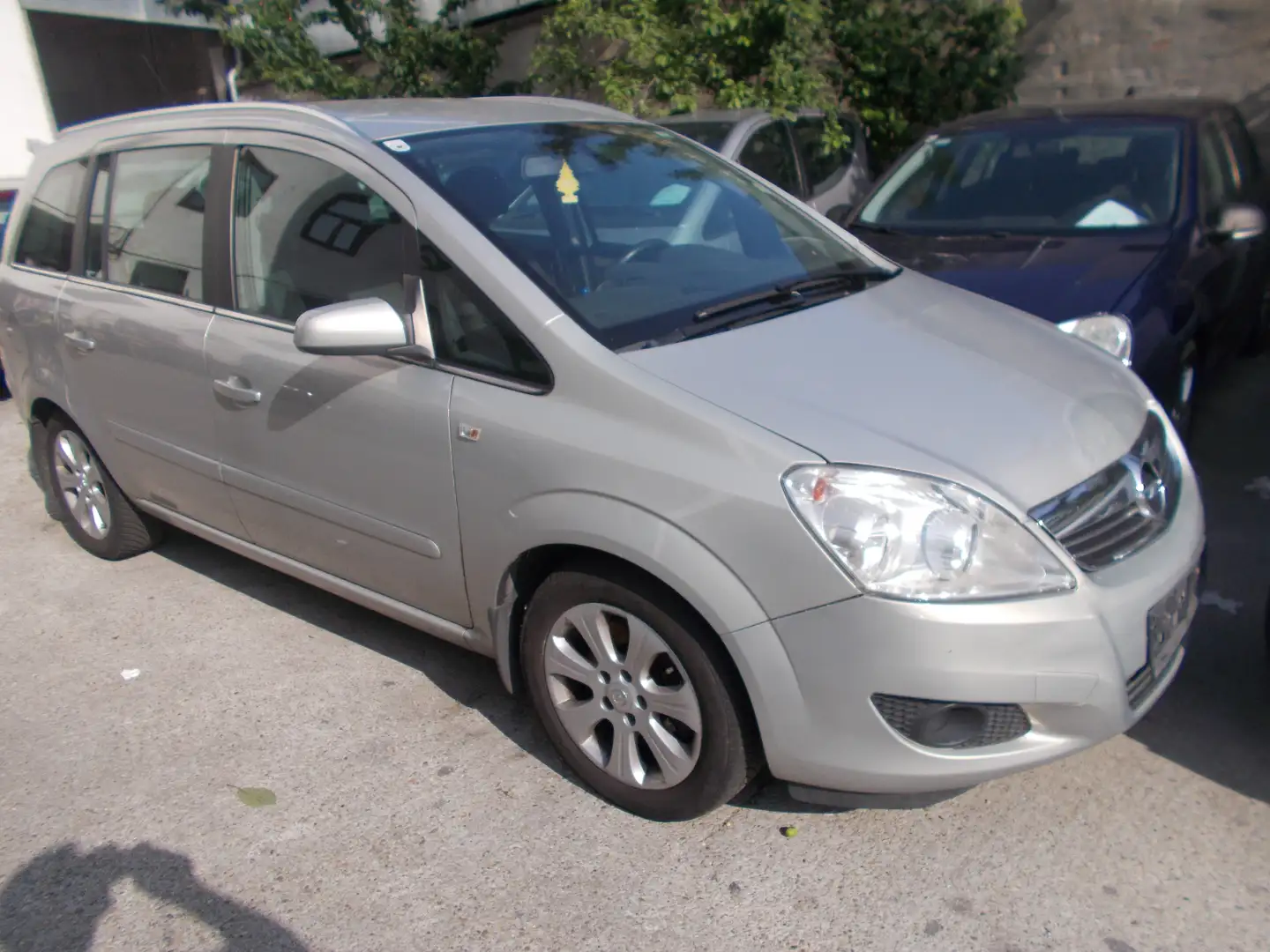 Opel Zafira 1,9 CDTI Sport DPF Argent - 2