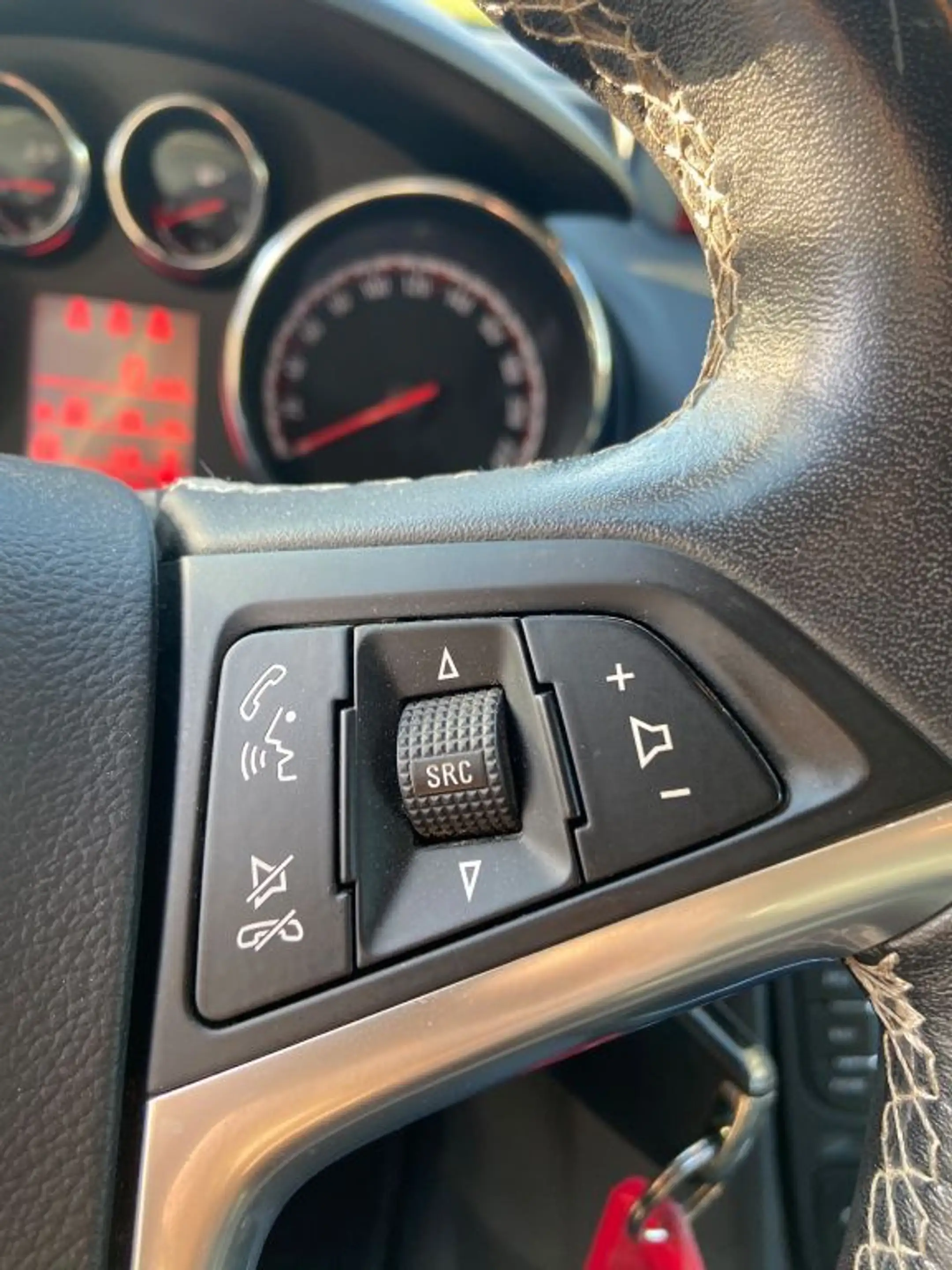 Opel Meriva 1.4 drive — photo 14