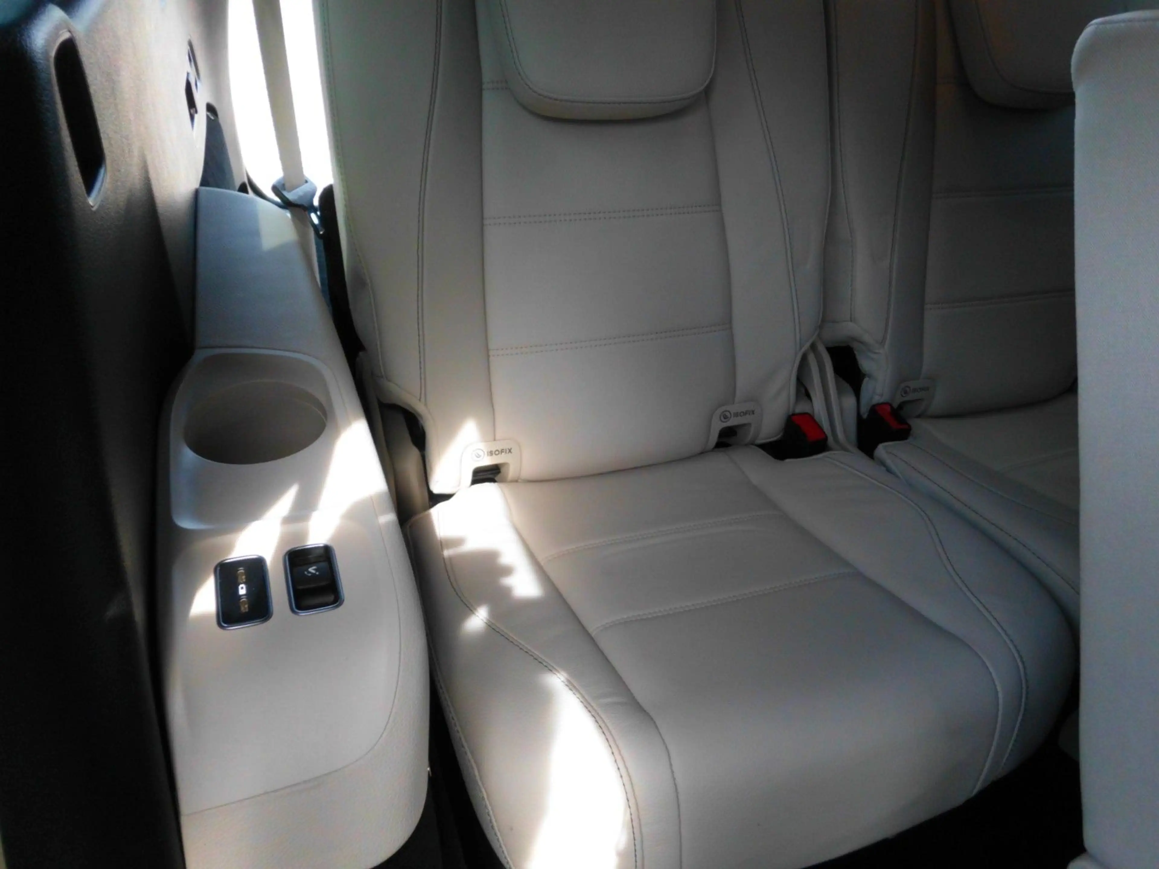 Mercedes-Benz GLS 400 d 4Matic AMG-Line 7 Sitze Vollaustattung — photo 21