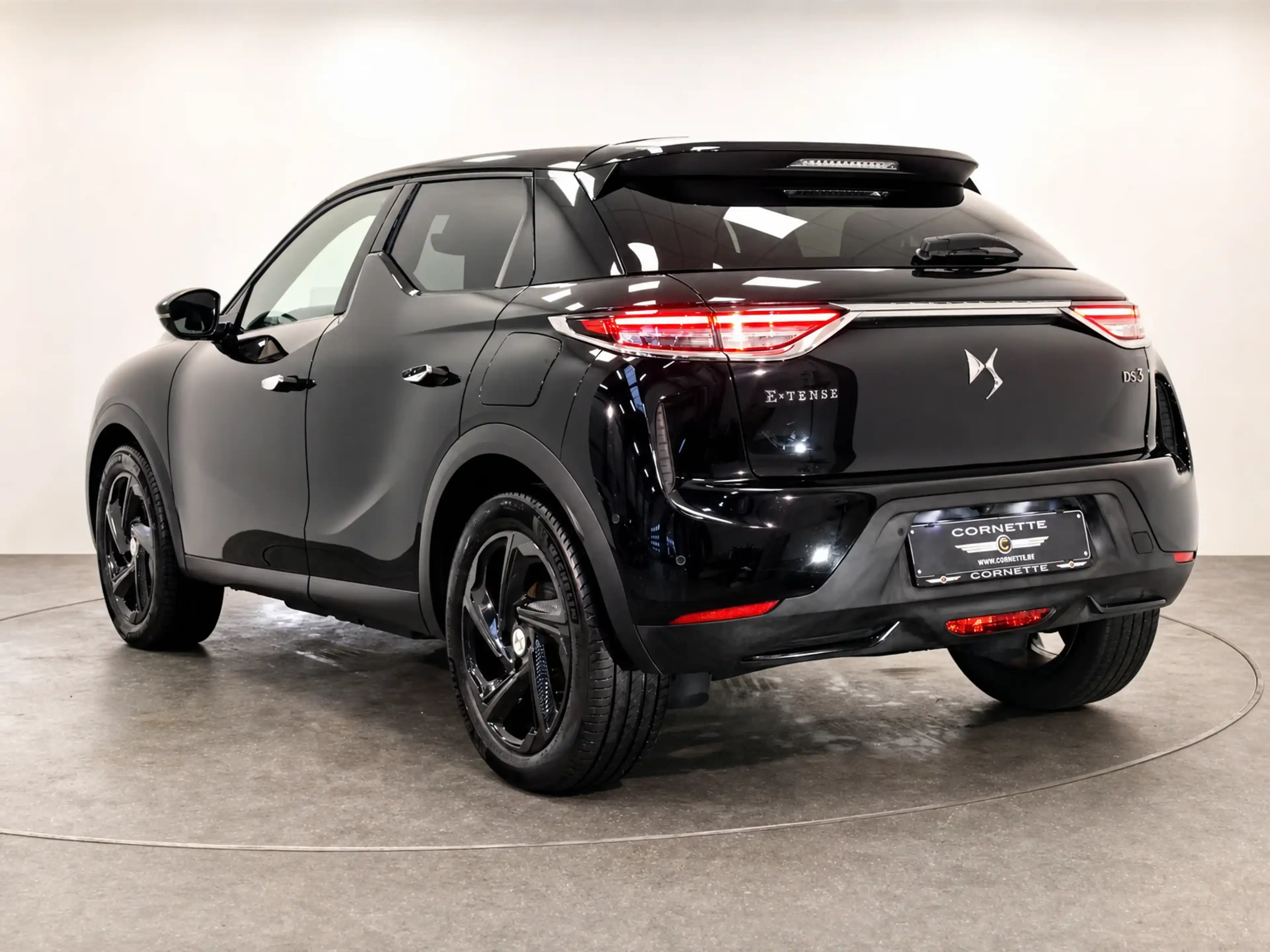 DS Automobiles DS 3 Crossback 50 kWh E-Tense Grand Chic CARPLAY, CAMERA, ZETELVE — photo 8
