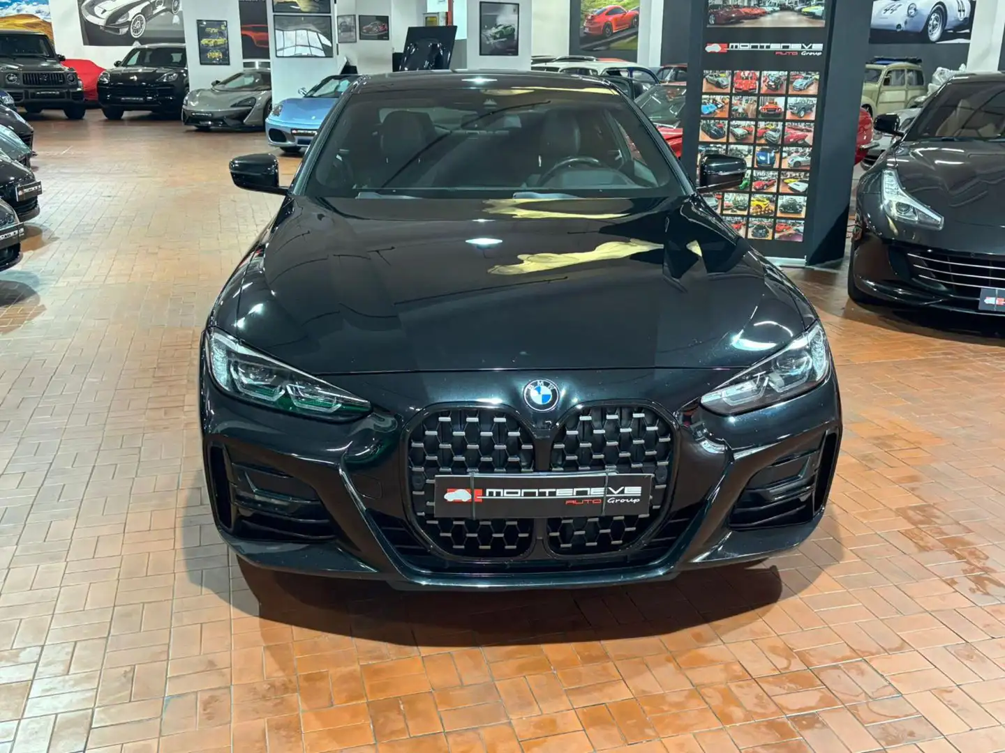 BMW 420 d  Coupé Msport Schwarz - 2