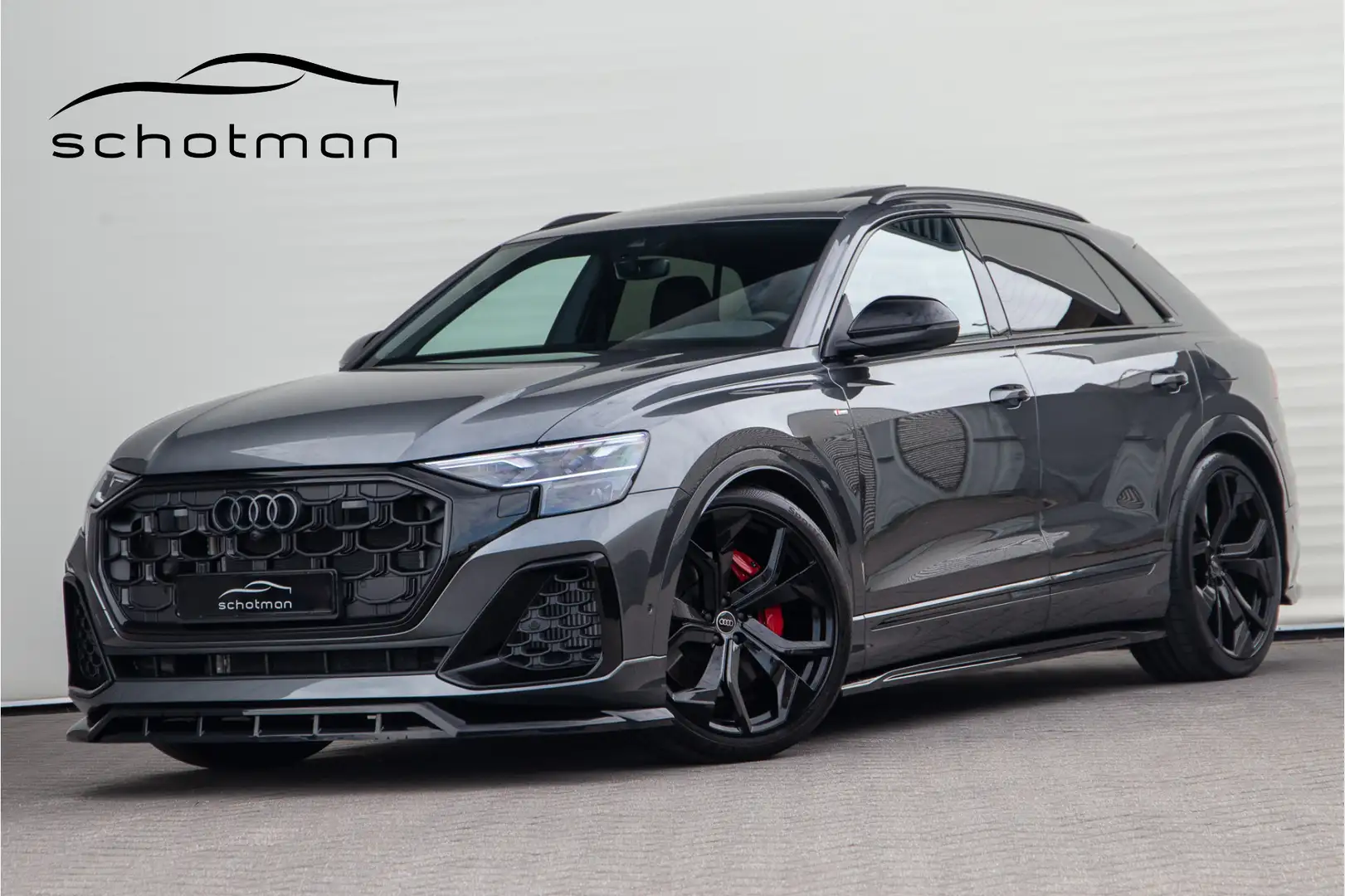 Audi Q8 60 TFSI e quattro Competition Pano, Aero-pack, RS Grau - 1